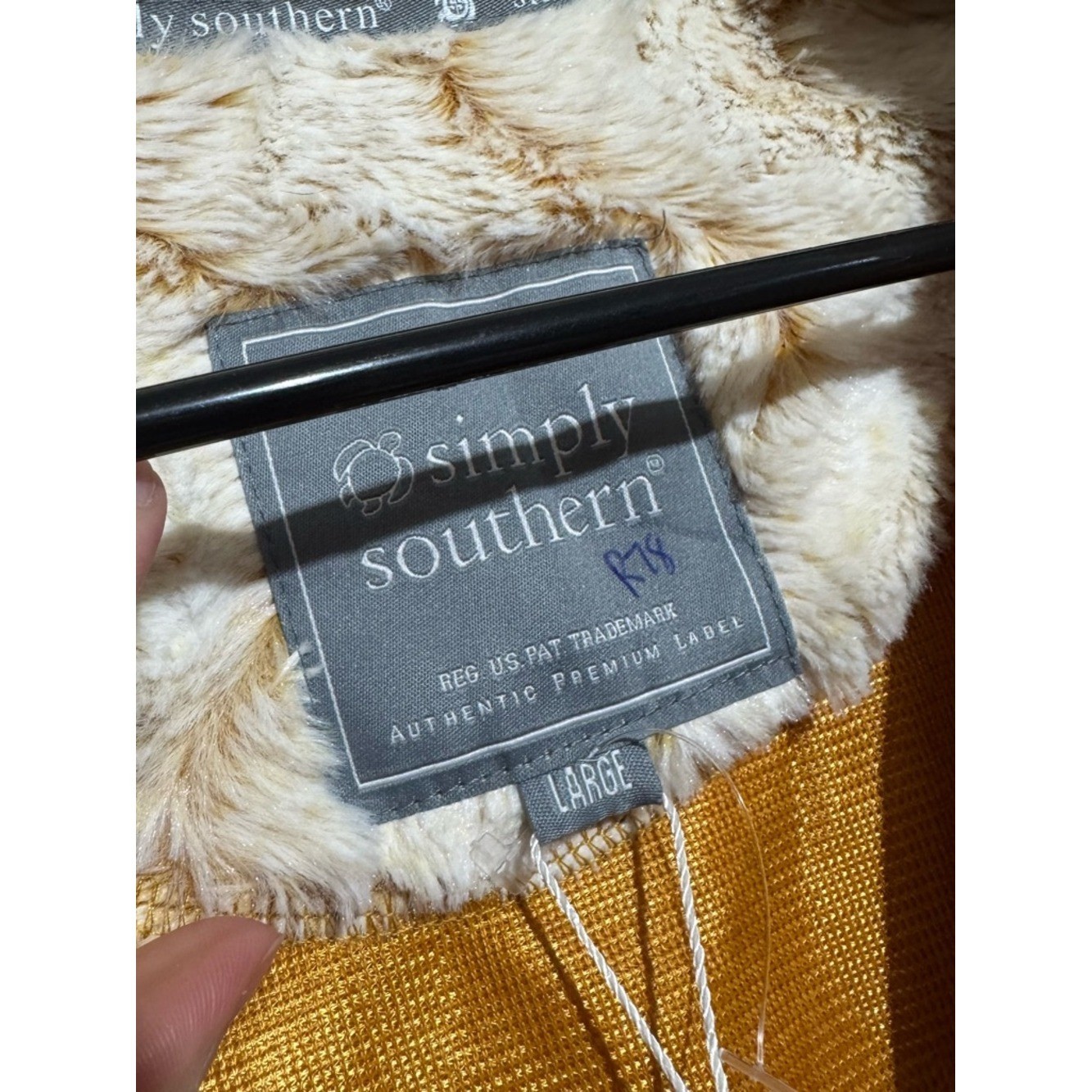 Simply Southern NWT Quarter Zip Pullover Size L Cozy Textured Plush Yellow Fall