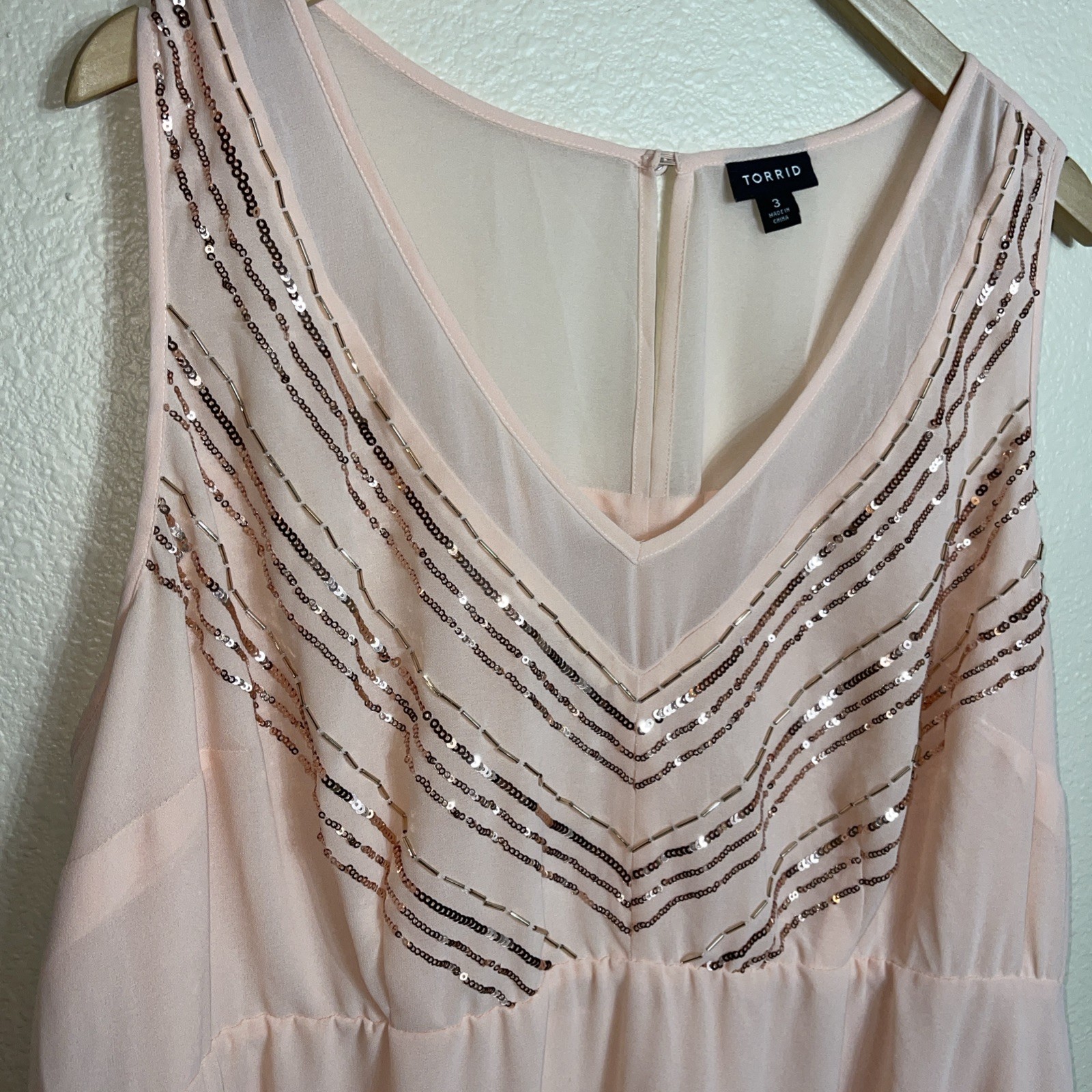TORRID Sheer Top Womens 3X Peach Elastic Waist Sleeveless Embellished Lined