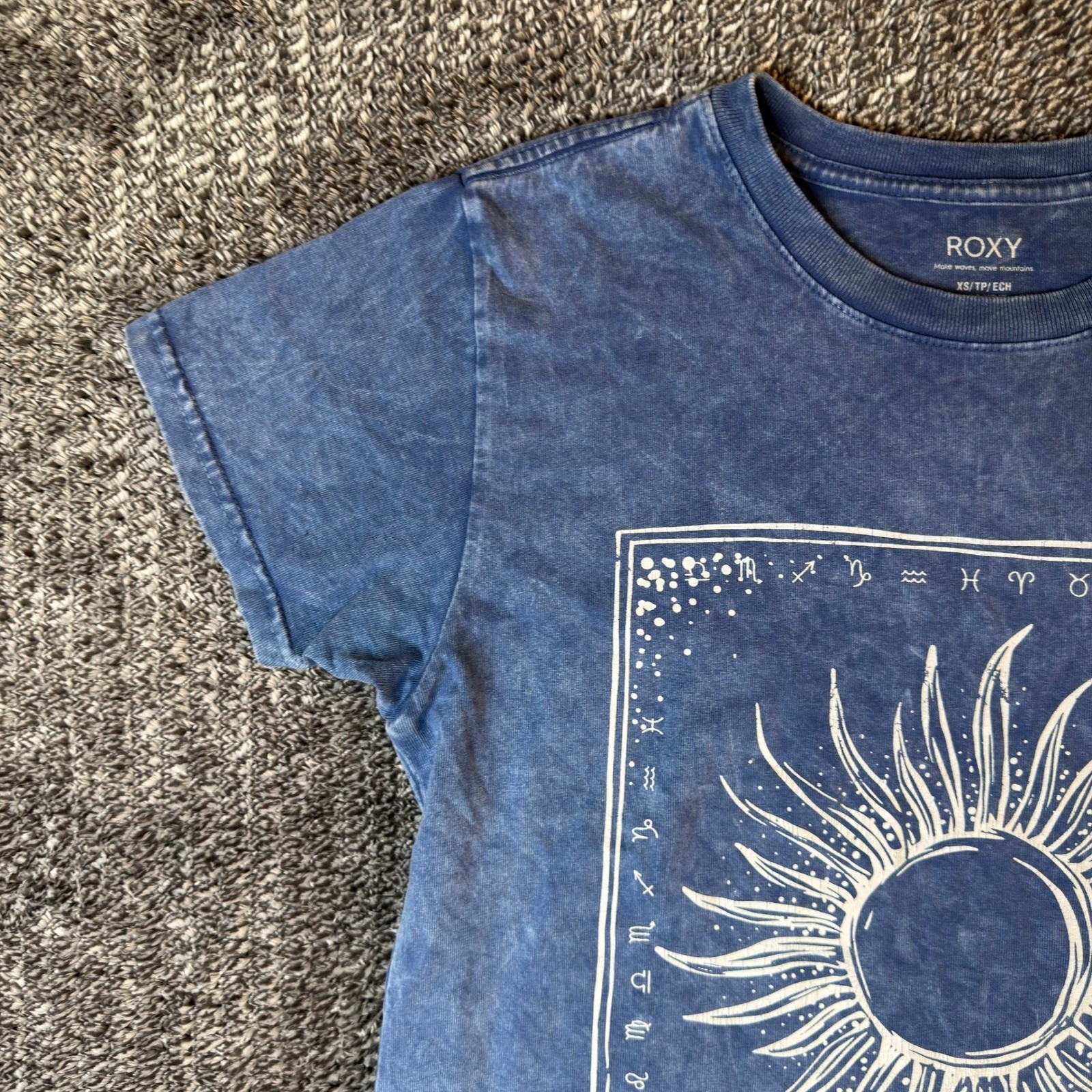 Roxy Womens Blue Acid Wash Celestial Sun Moon Zodiac Graphic Tee Shirt XS
