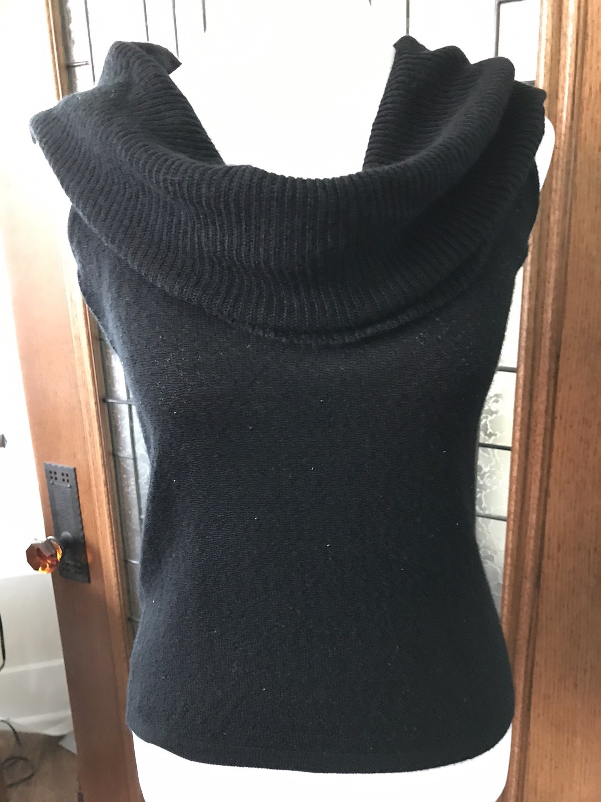 Carmen Marc Valvo Signature Cocktail Top Cashmere/Silk Blend Black Cowl Neck LRG