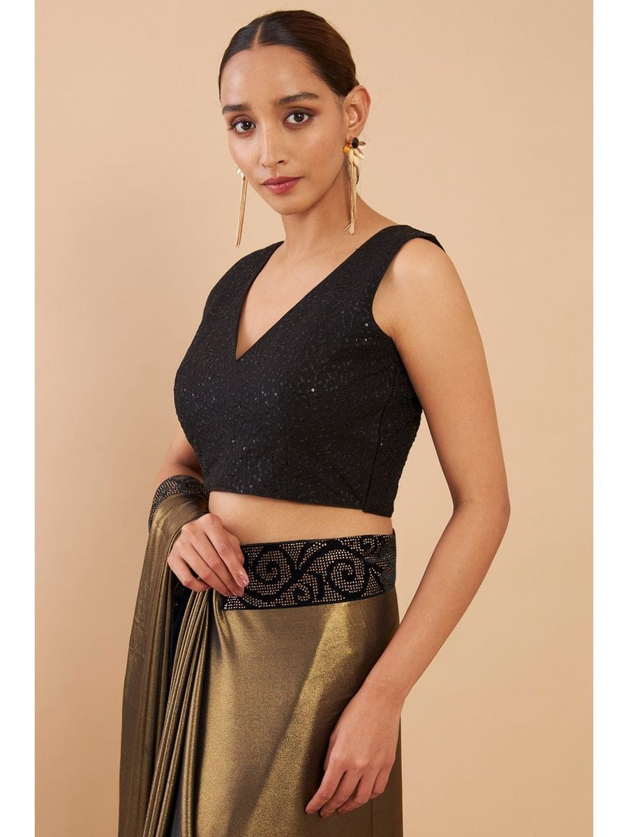 Georgette Embroidery Vneck Back open non padded beautiful saree blouse,