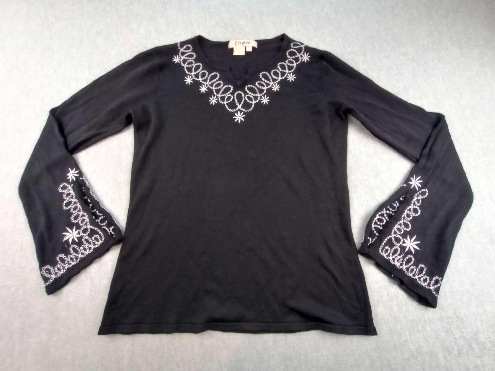 Womens V Neck Top Shirt Med Como Black Embroidered Rayon Nylon Long Sleeve