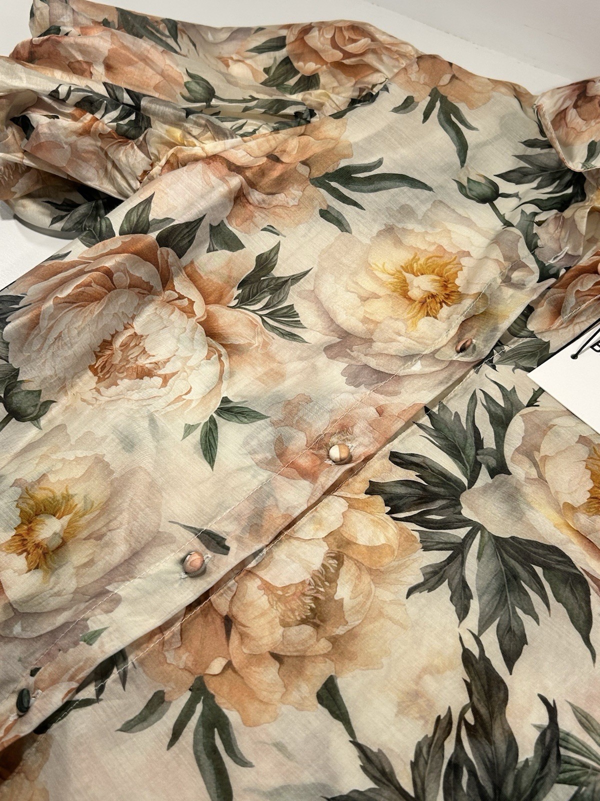NWT Bailey 44 Womens Medium Floral Puff Sleeve Button Front Blouse Peony Print