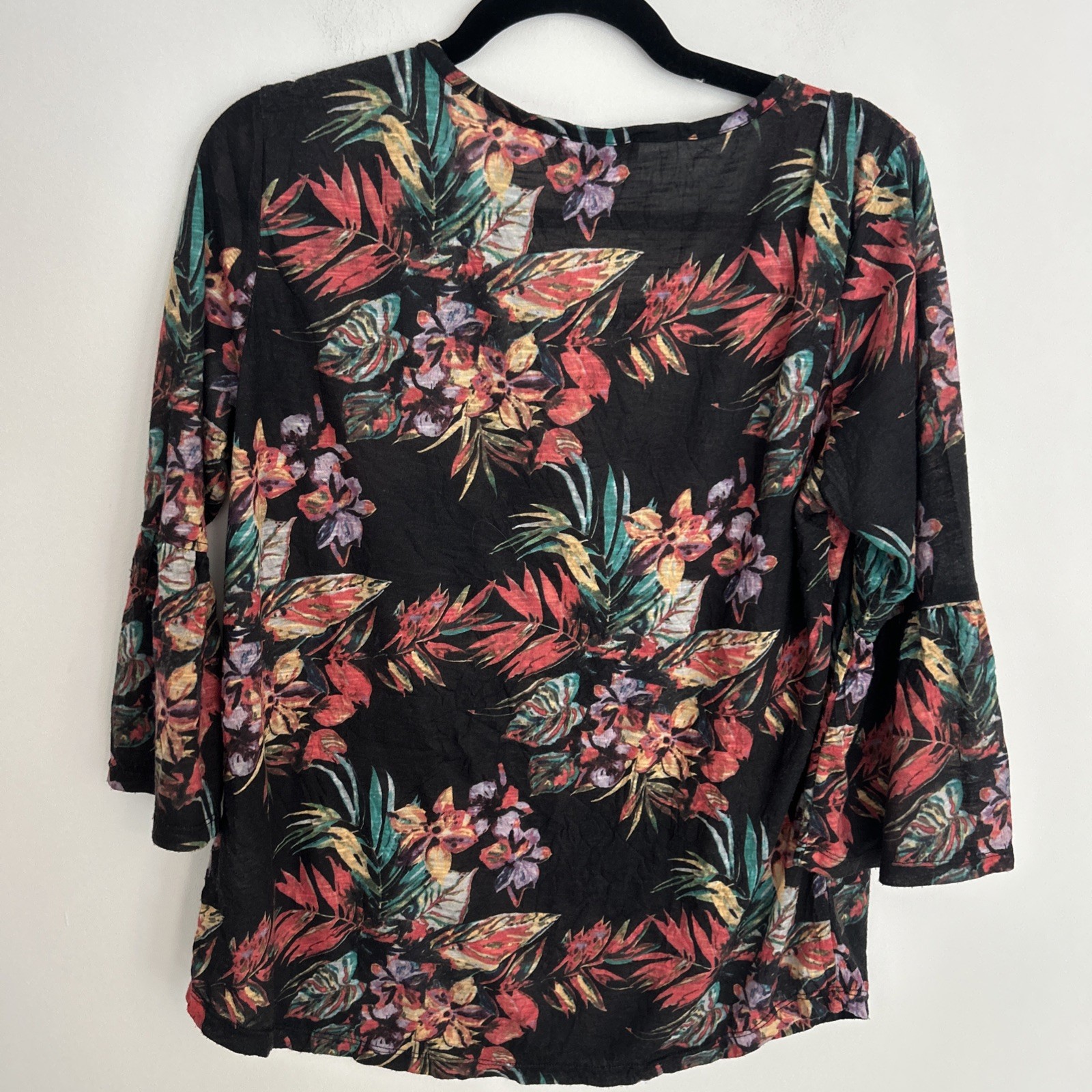 Tribal Women’s Medium 3/4 Puff Sleeve Black Floral Multicolor Pullover Comfy￼