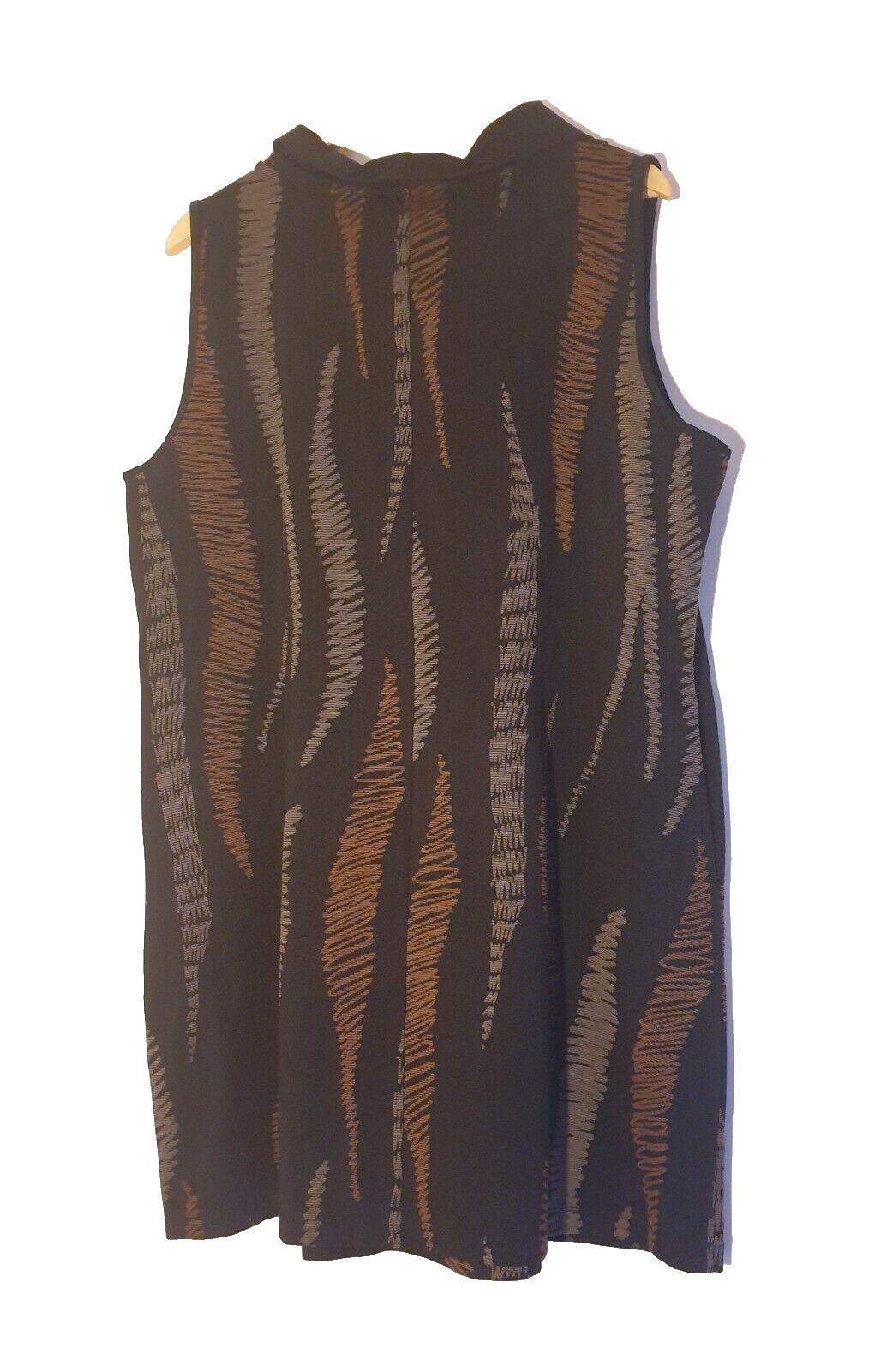 Beautiful Size M Taking Shape Sarafina Tunic Rrp $139.95 Pockets Cowl Neck