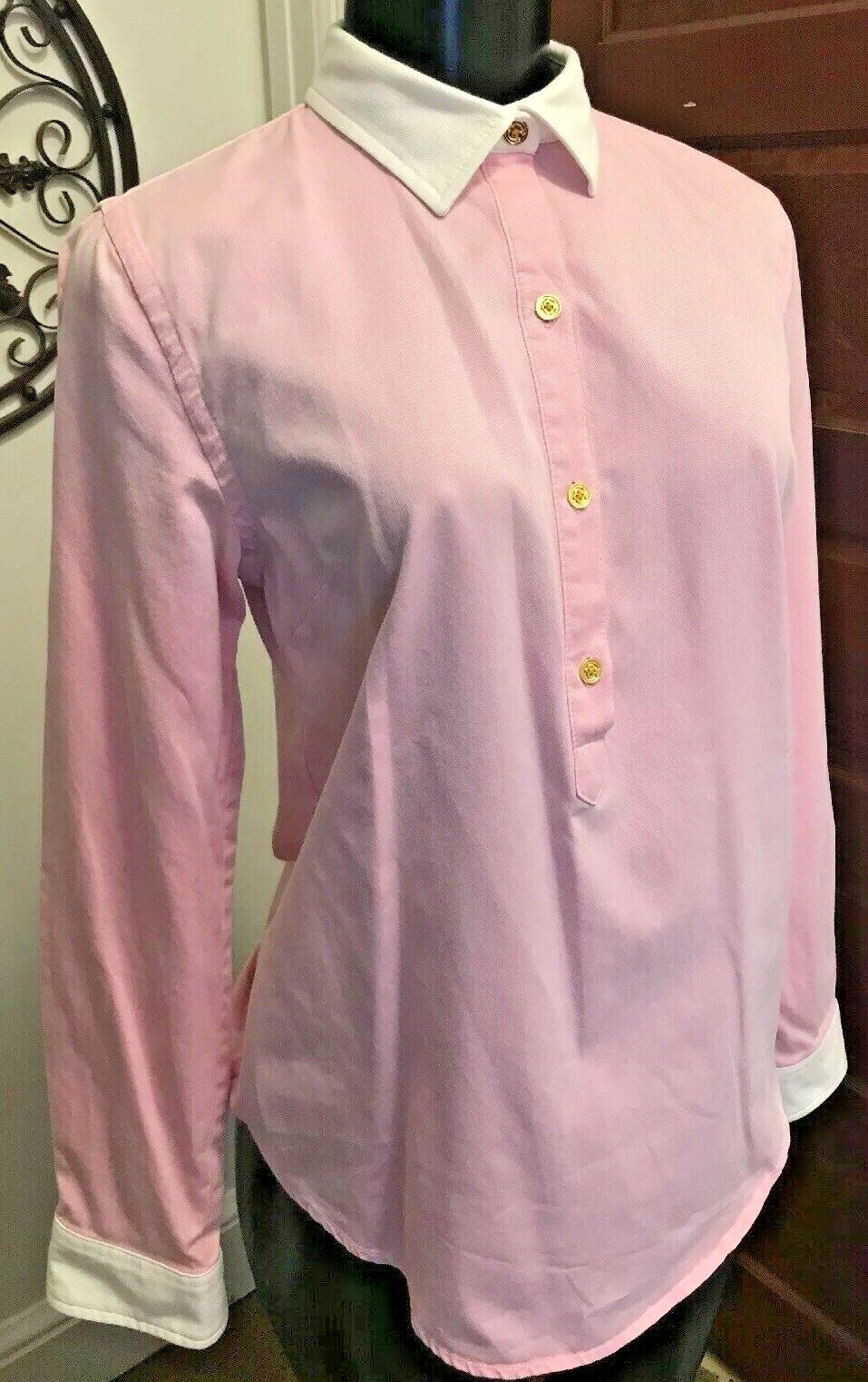 X-Small C Wonder 4 Gold-tone Button Womens Top with White Collar and Cuffs