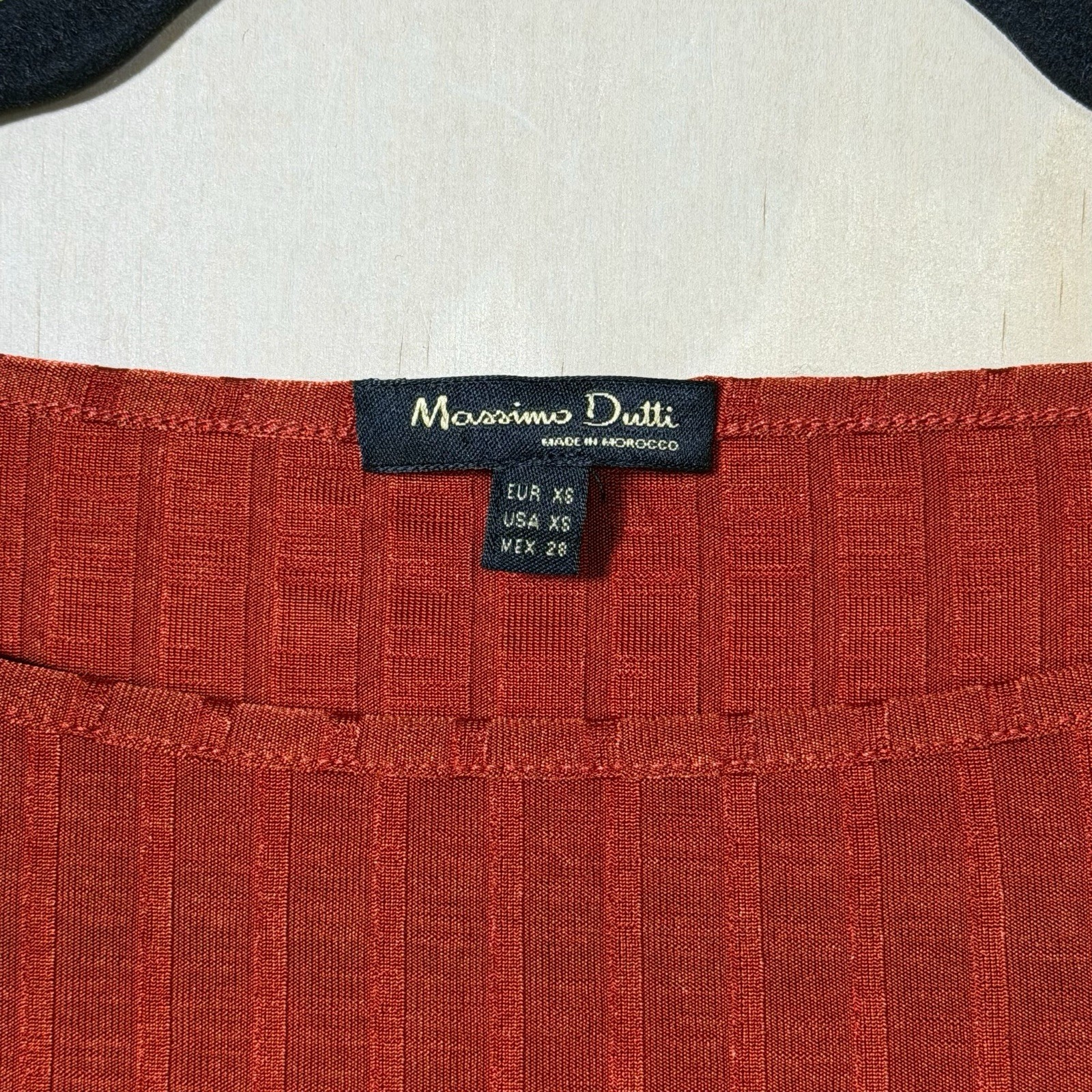 Massimo Dutti Ribbed Long Sleeve Top Womens XS Rust Orange Stretch Knit Tee