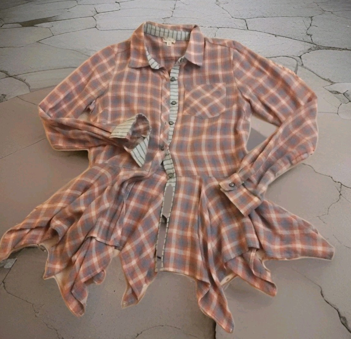 Plaid Button Long Sleeve Hankerchief Hem Boho Gypsy Hippie Tunic Shirt Top Small