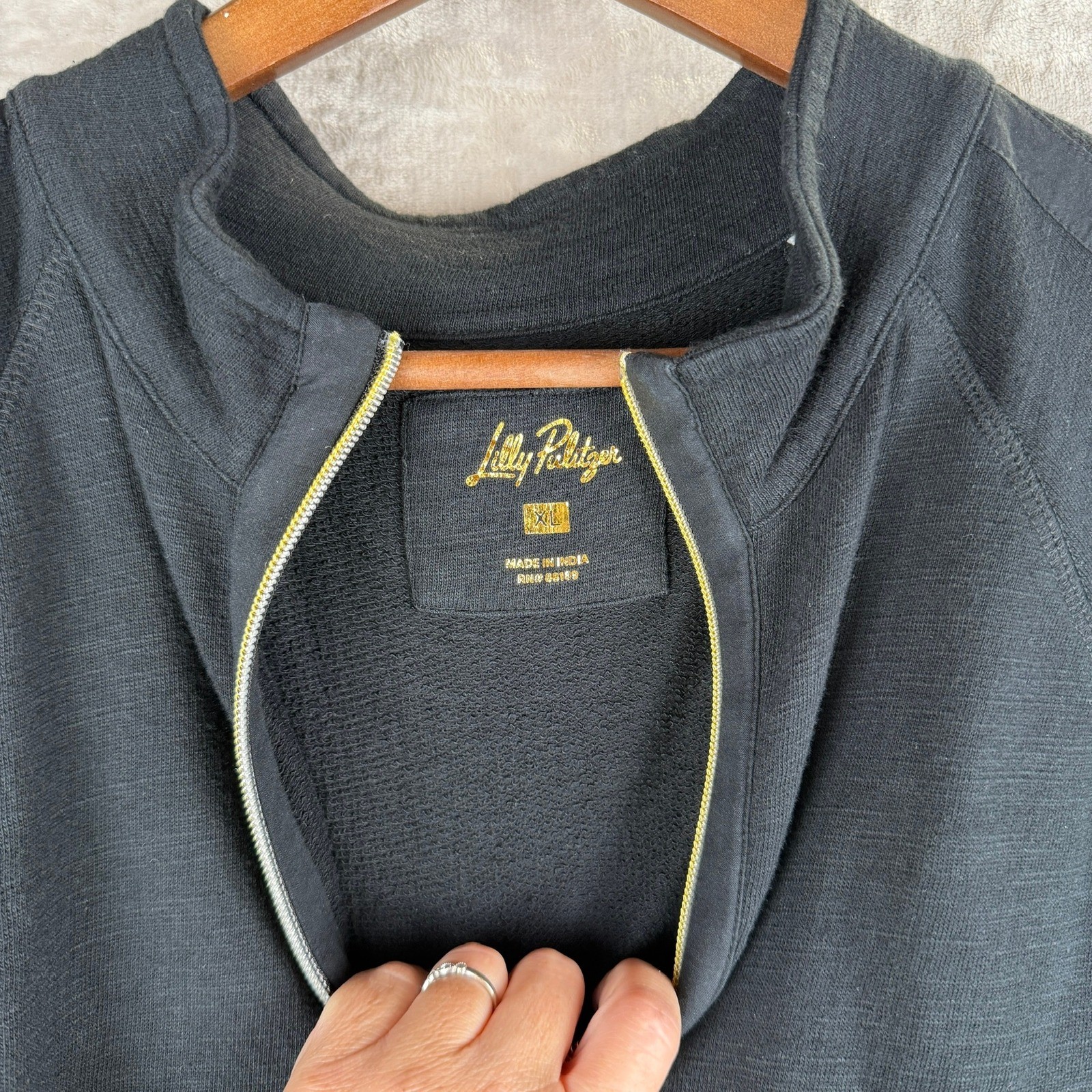 Lilly Pulitzer Womens Black Gold Quarter Zip Pullover Mock Neck Top XL RN# 88189