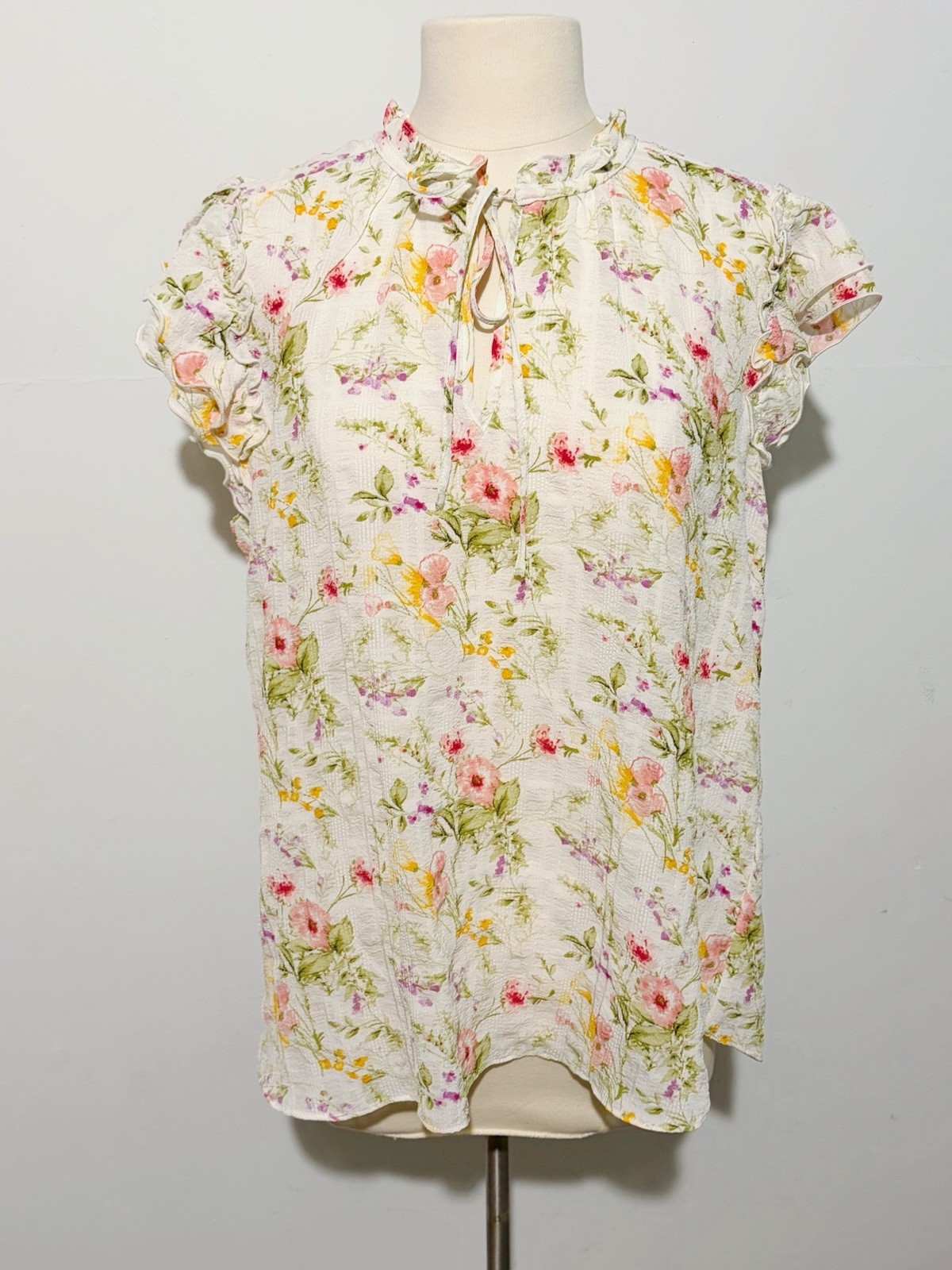 Haver London Floral Tie-Front Semi-SheerCap Sleeve Top – White with Pink & Green