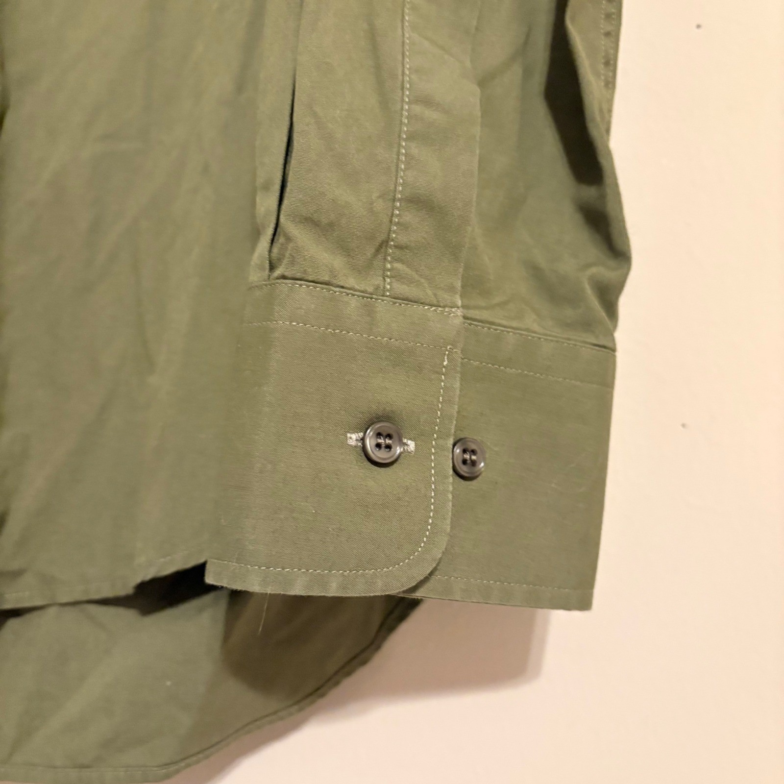 WARDROBE.NYC Army Green Cotton Poplin Cargo Shirt W5002_R03 Medium