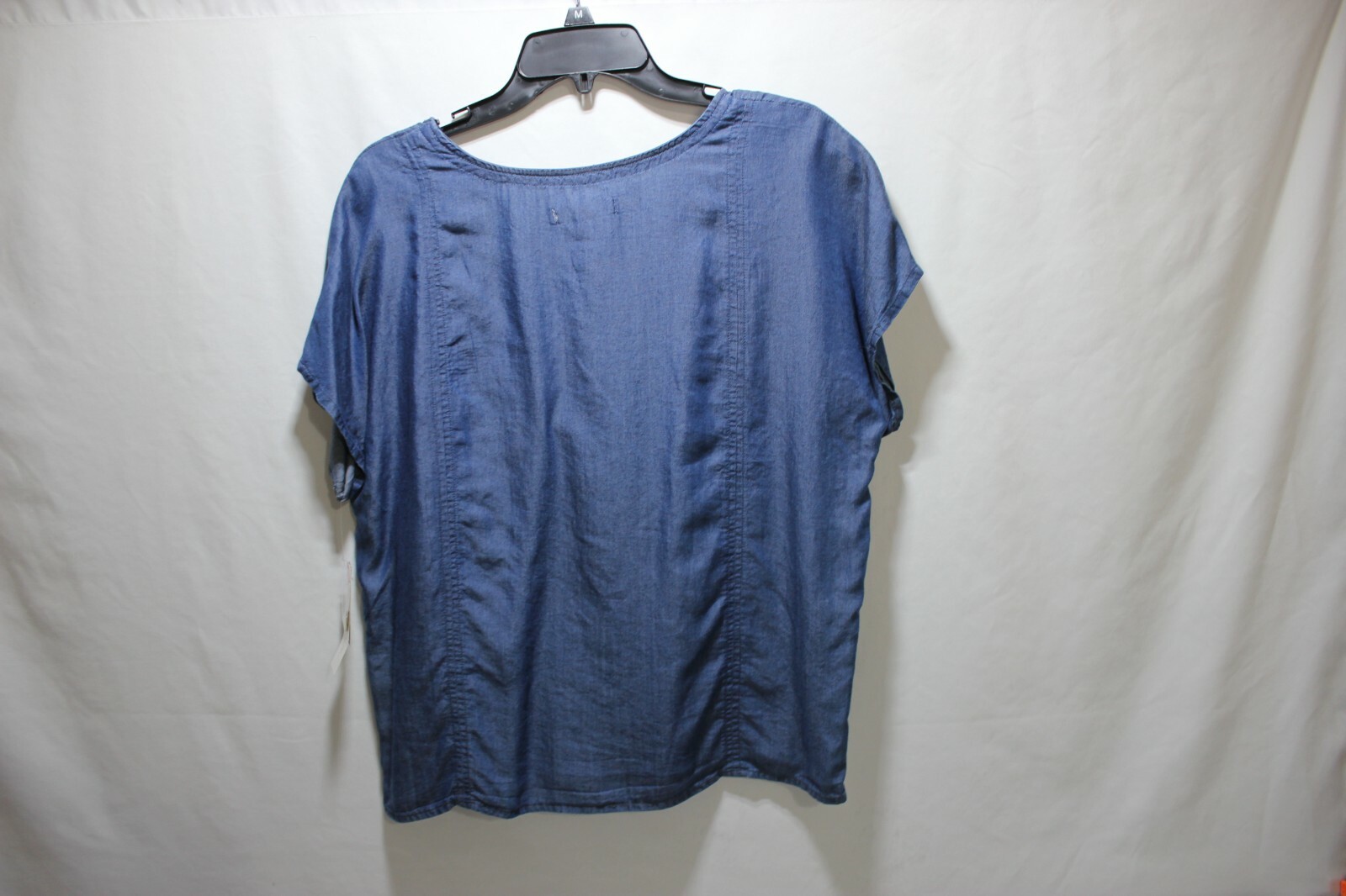 John Paul Richard Woman’s Sleeve less Top – Size Med NWT