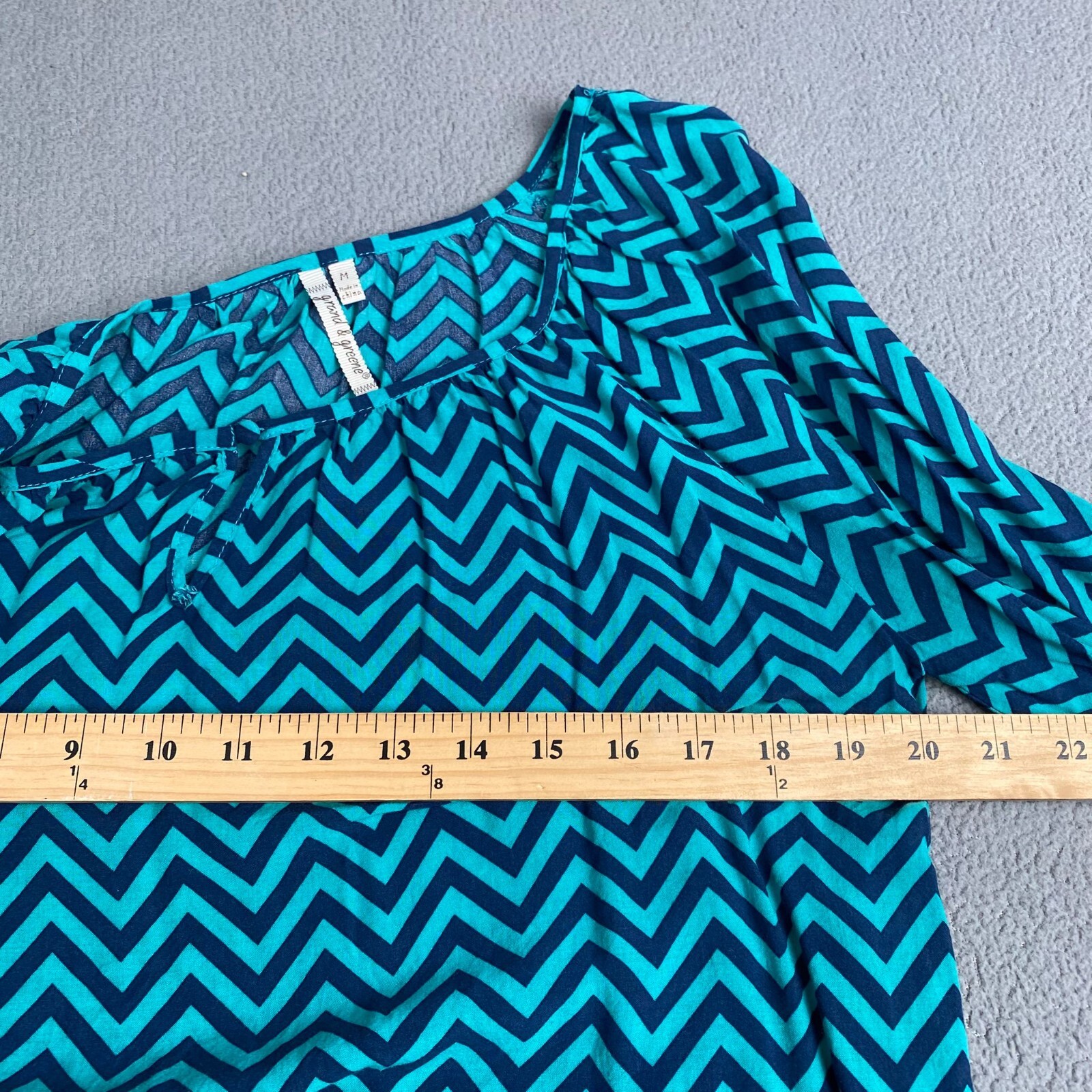 Grand & Greene Women’s size M Green Blouse long sleeve top Flowy Striped