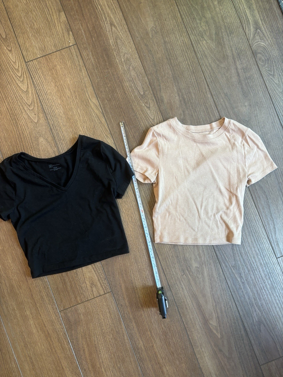 2 Pack No Boundaries Tops – Cropped Women small. 1 Black V Neck.1 Tan Crew Neck