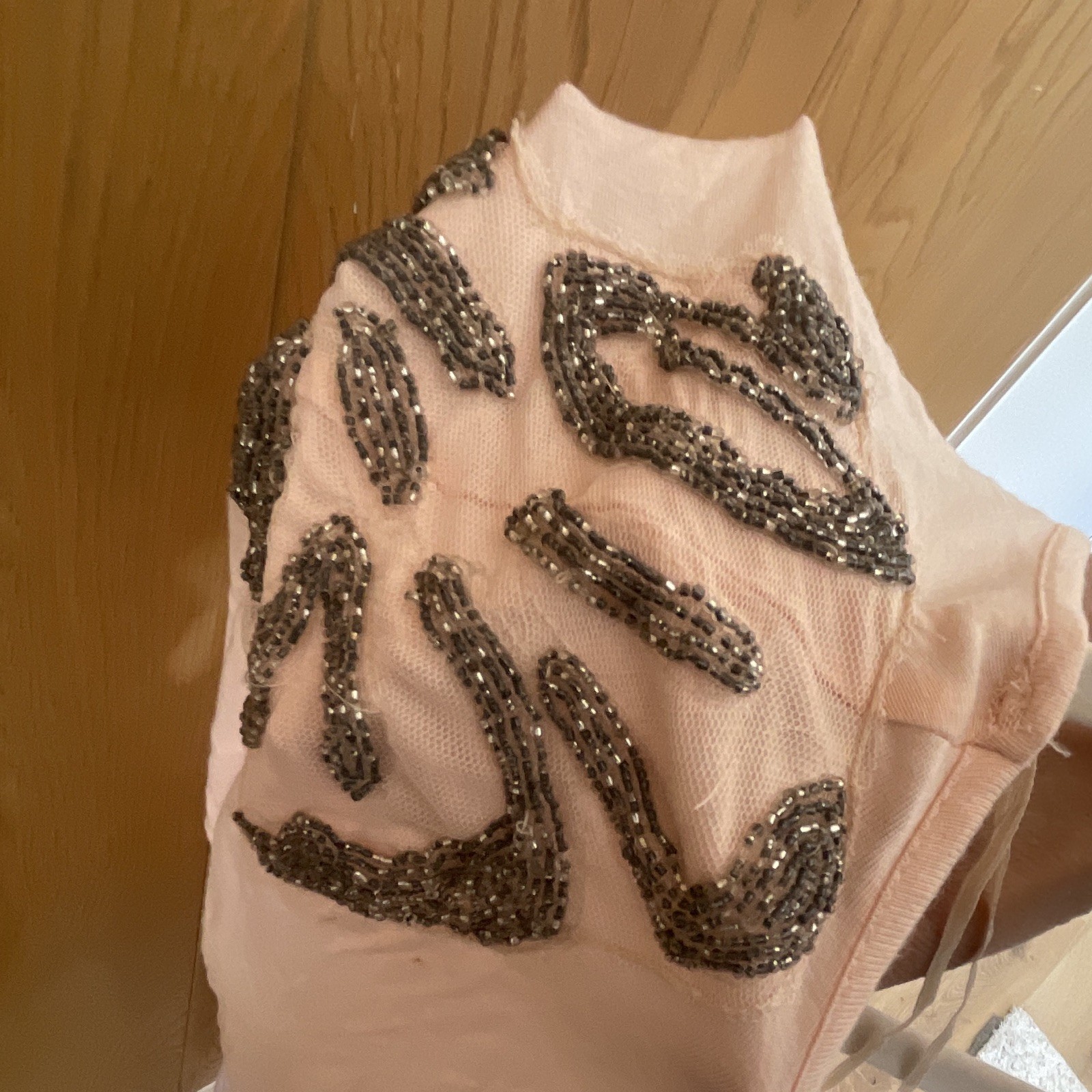 H&M Women’s Pink Beaded Crew Neck Cap Sleeve Jersey Cotton Top Size L