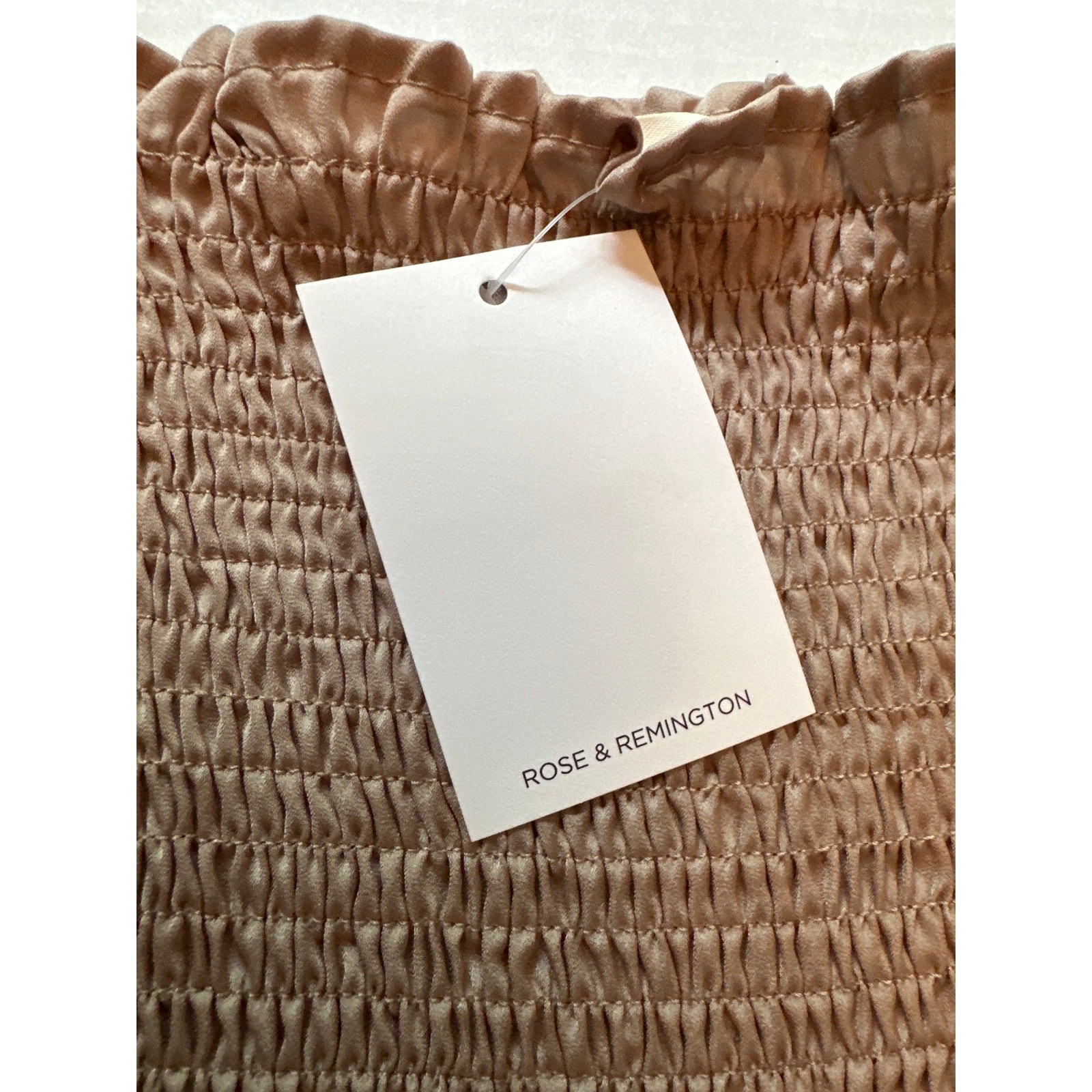 Active USA Smocked Crop Top Women Medium Brown Puff Sleeve Rose & Remington