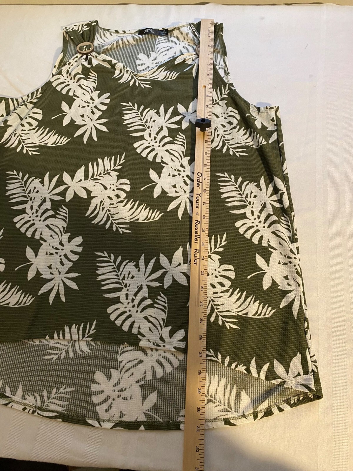 Cure Women’s 1XL Tunic Shell Green Leaf Print Sleeveless Top City Preppy Layer