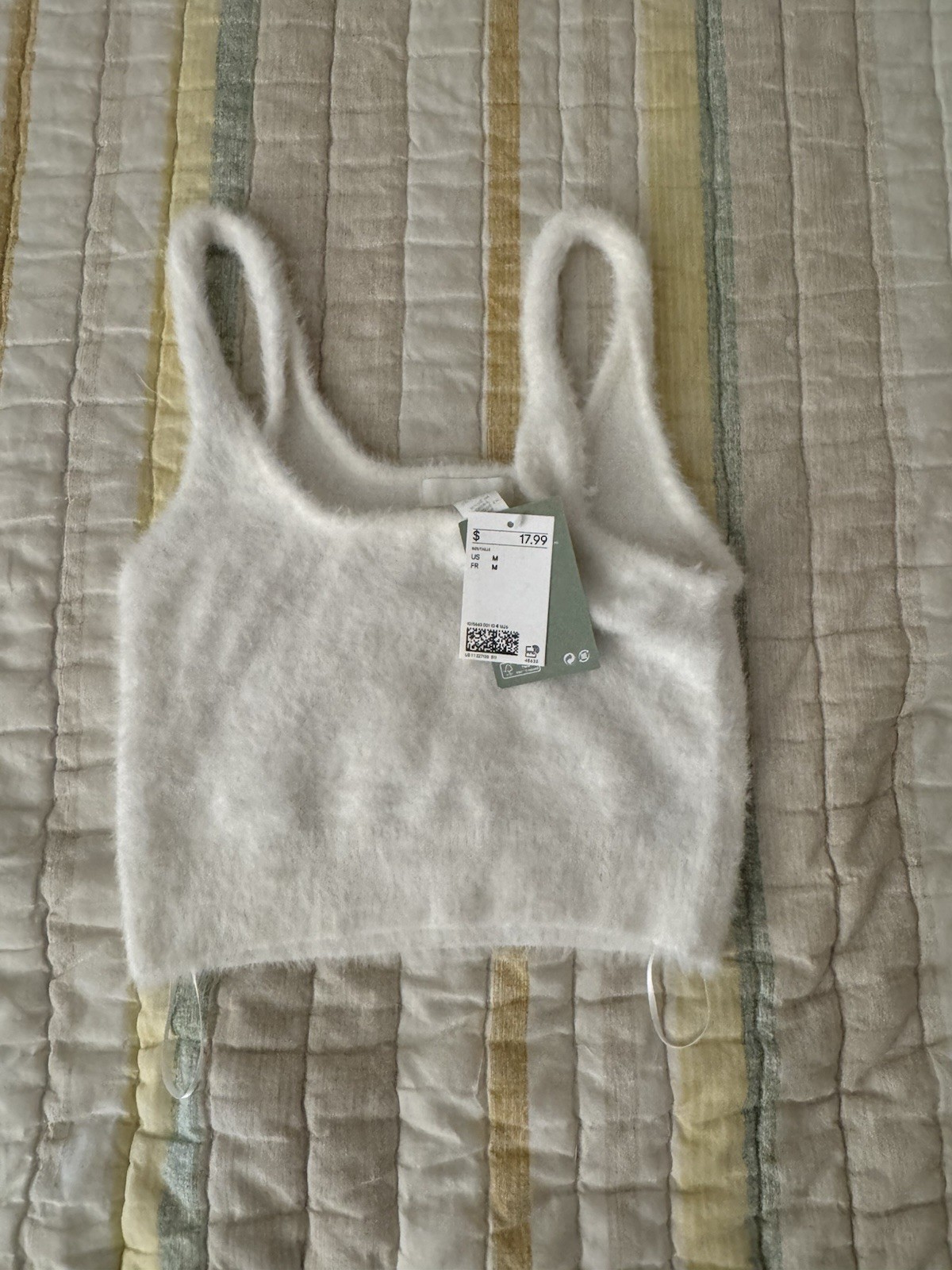 H&M White Fuzzy Knit Cami Tank Top Recycled Poly Scoop Neck Straps Size S