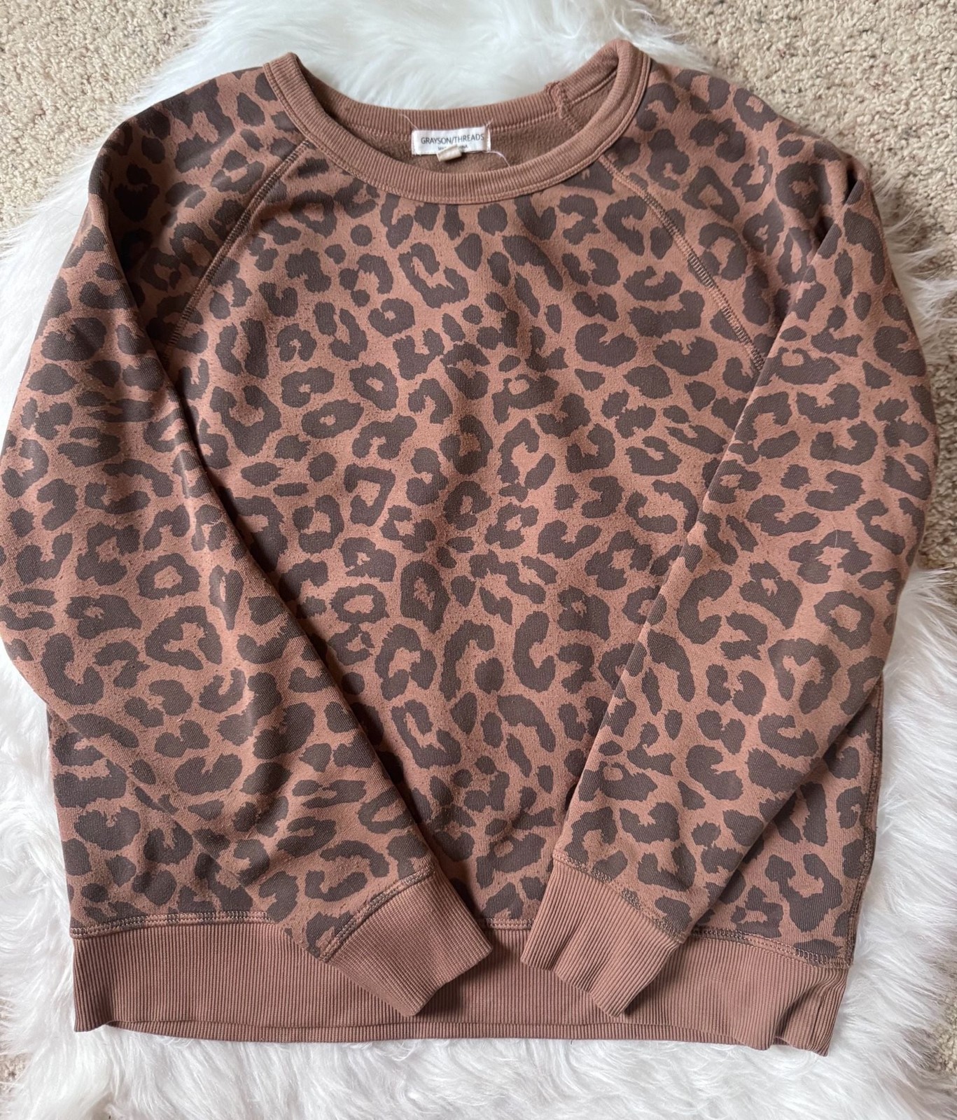 Grayson Threads Size XS Women’s Leopard Print Two-Piece Loungewear Set