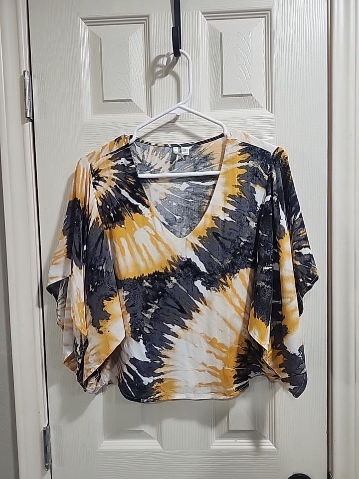 Versona Yellow Gray Tie Dye Short Sleeve Rayon Butterfly Sleeve Crop S