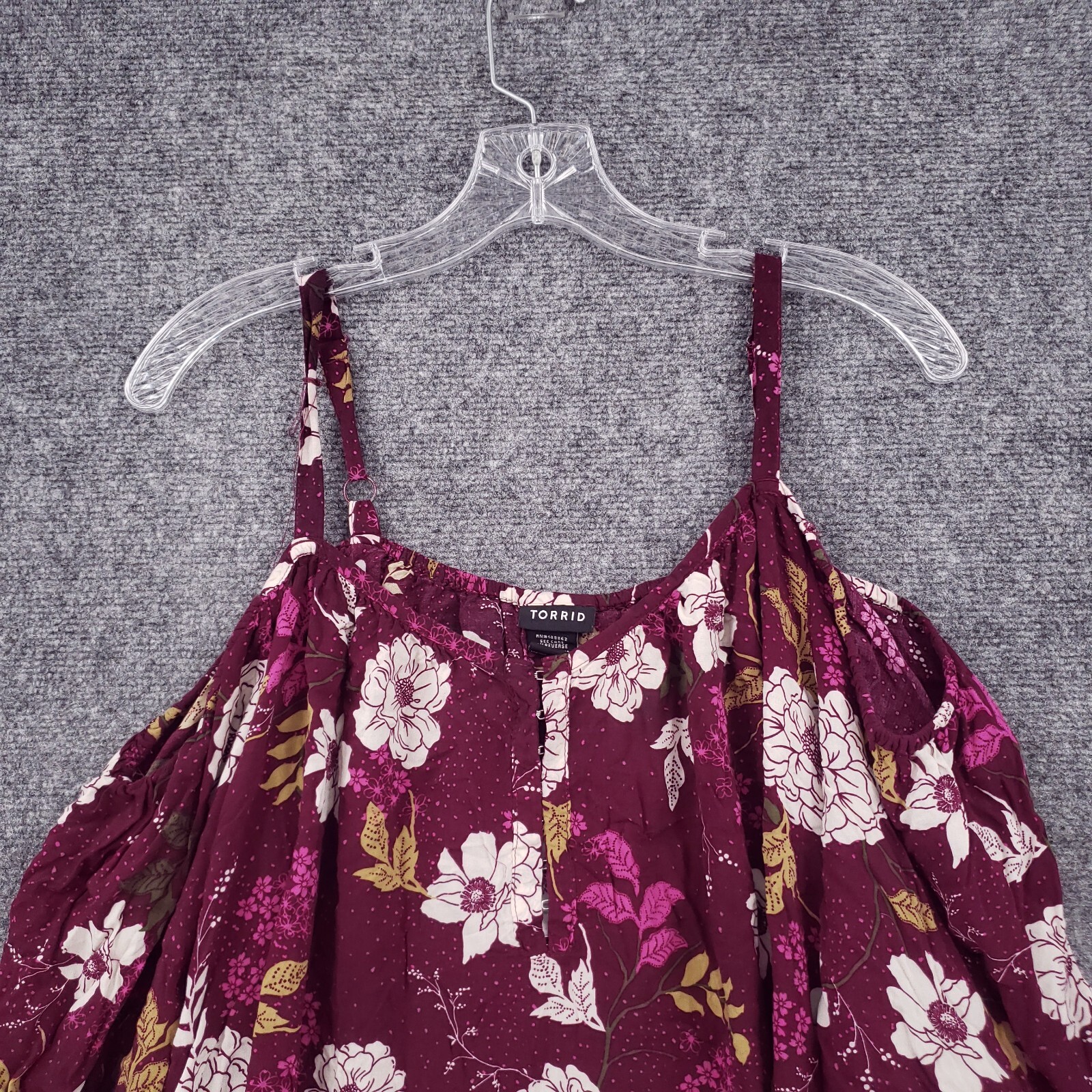 Torrid Top Womens 2 US 2X Plus Pink Challis Cold Shoulder Cami Floral Blouse