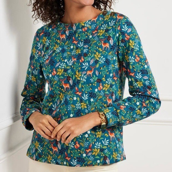 Talbots Quilted Woodland Ditsy Sweatshirt Women’s Size M Button Accents Whimsy