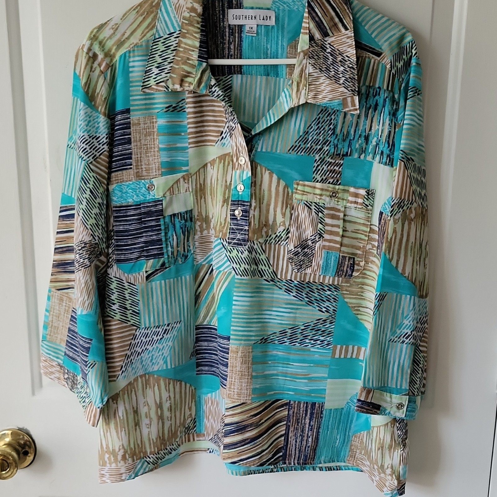 Southern Lady Women’s Blue/Green Geometric Collared Button Blouse Size 1X