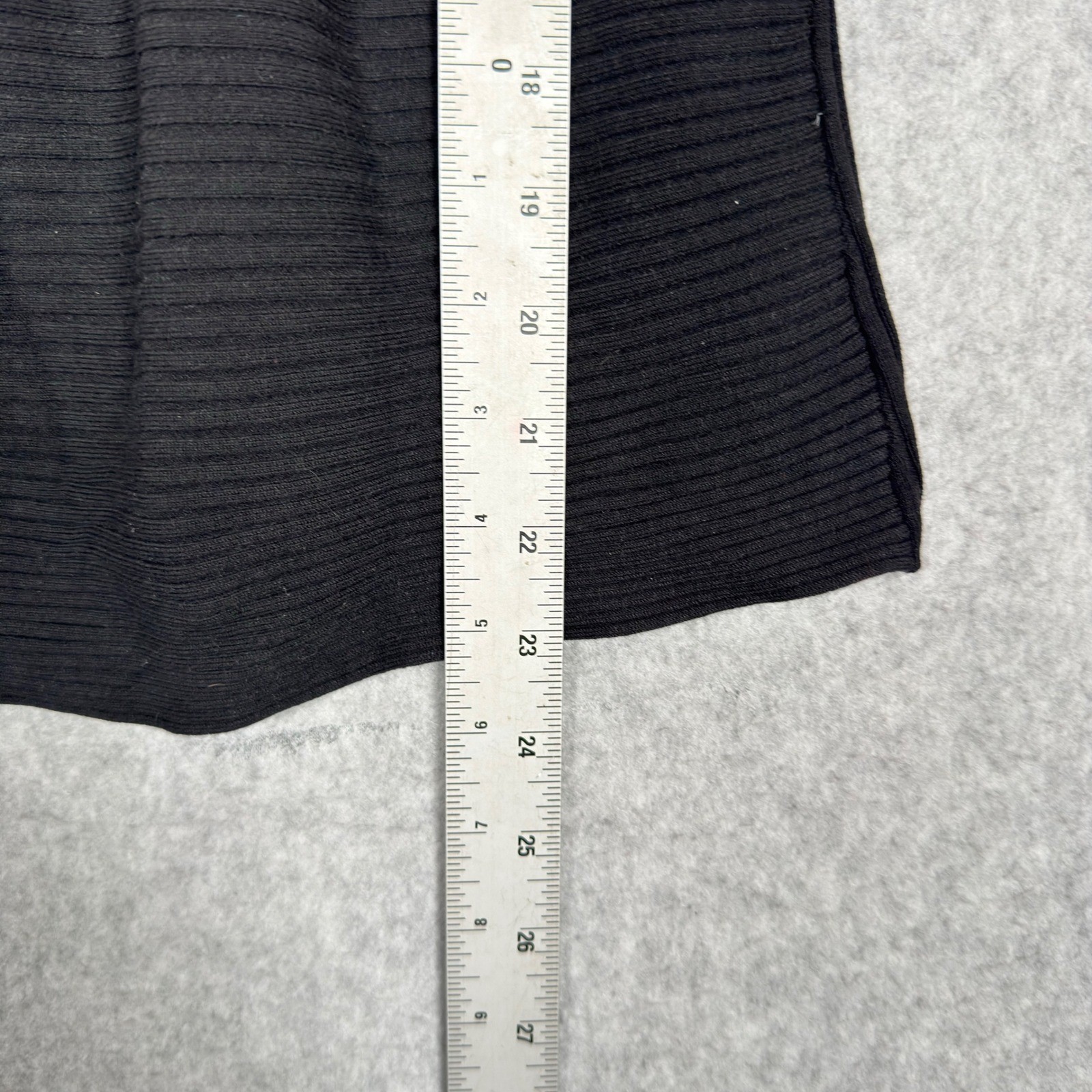 August Silk Blend Ribbed Knit V Neck Babydoll Top Short Sleeve Womens Sz L Y2K