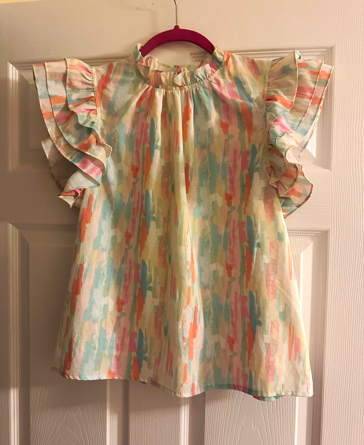 AVARA Multicolor Abstract Mock Neck Blouse L Ruffle Flutter Short Sleeve Keyhole