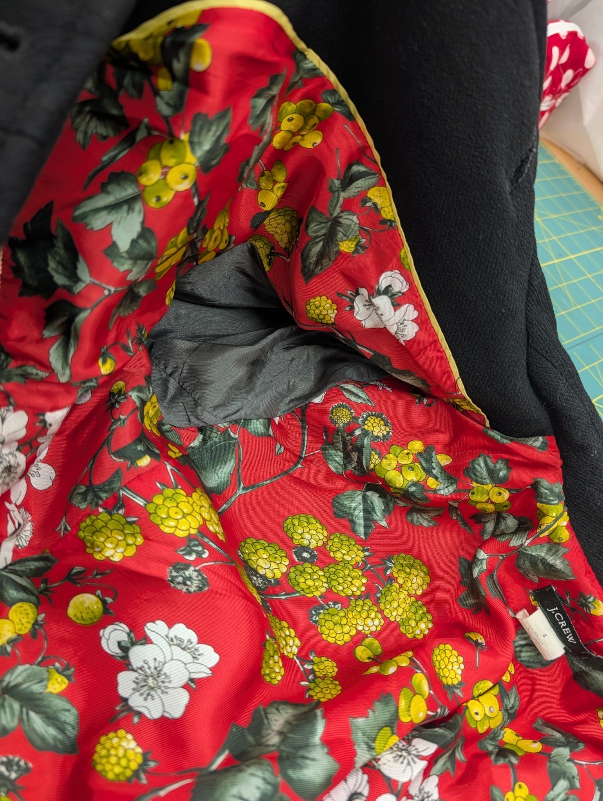 J Crew Women’s Size 8 Coat Black with Red Floral Lining Wool 95% Blend