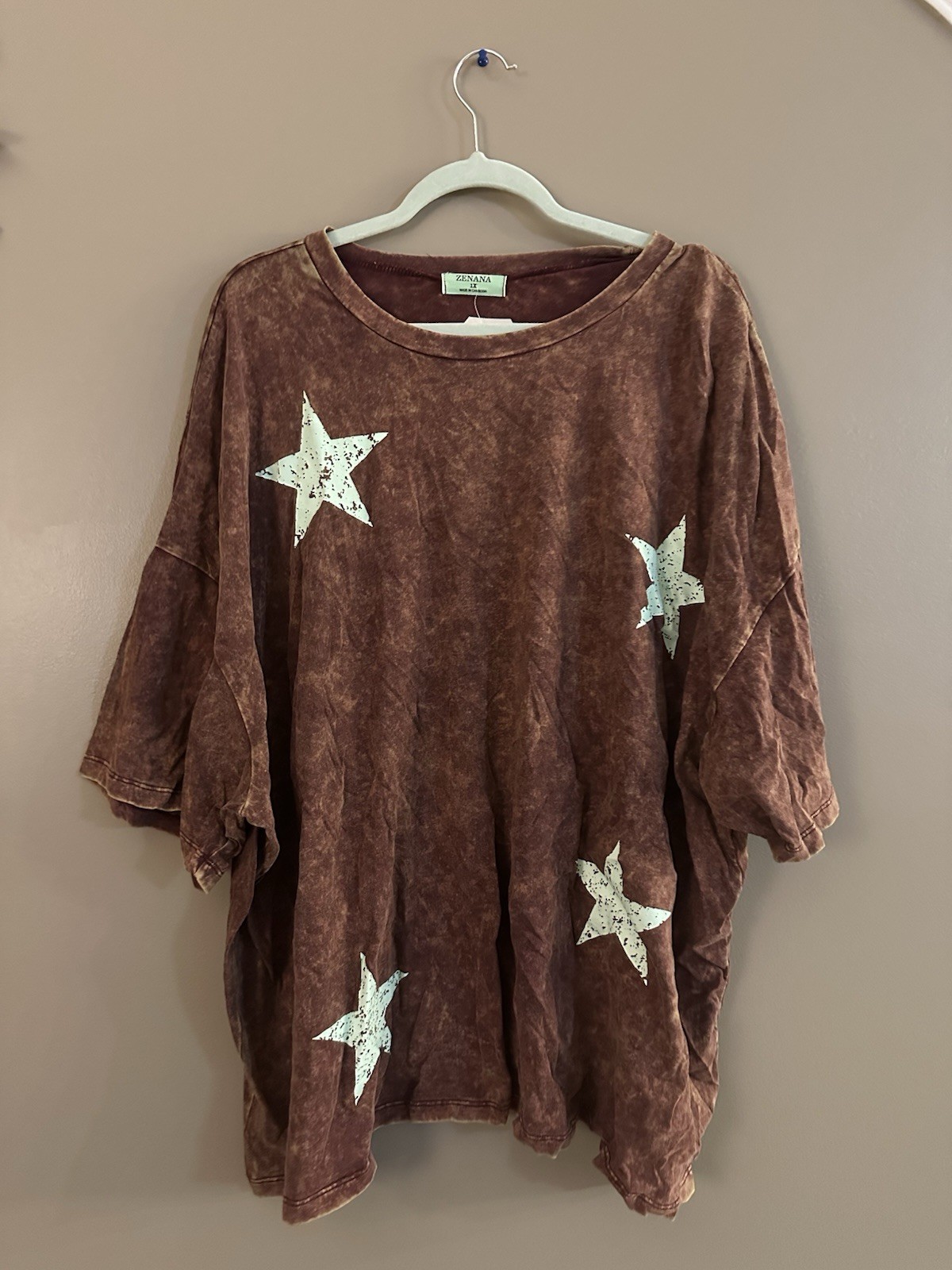 Oversized Distressed Star Tee