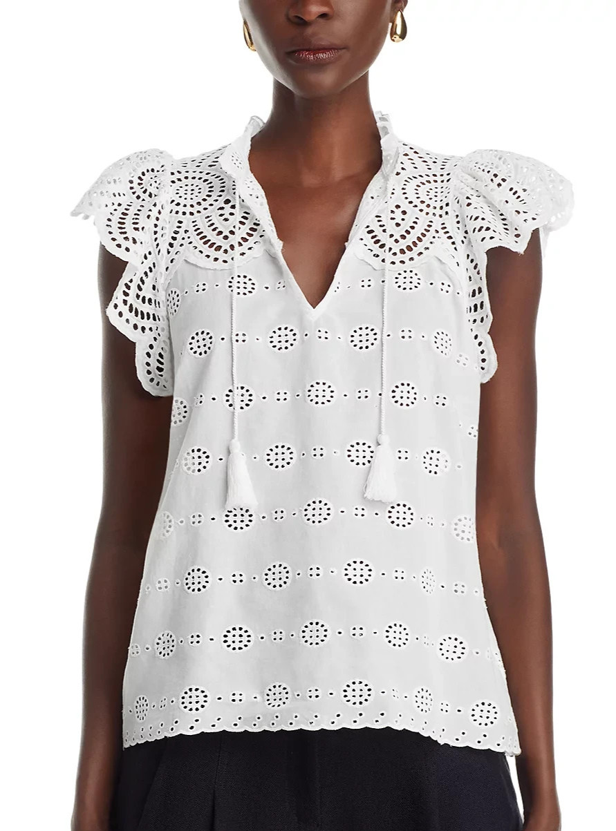 Aqua L13016 Womens White Eyelet V-Neck Scalloped Flutter Sleeve Top Size S