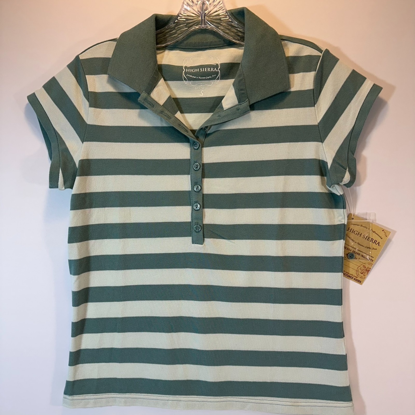 New Women’s High Sierra Green Striped Sporty Cap Sleeve Henley Top – Size S