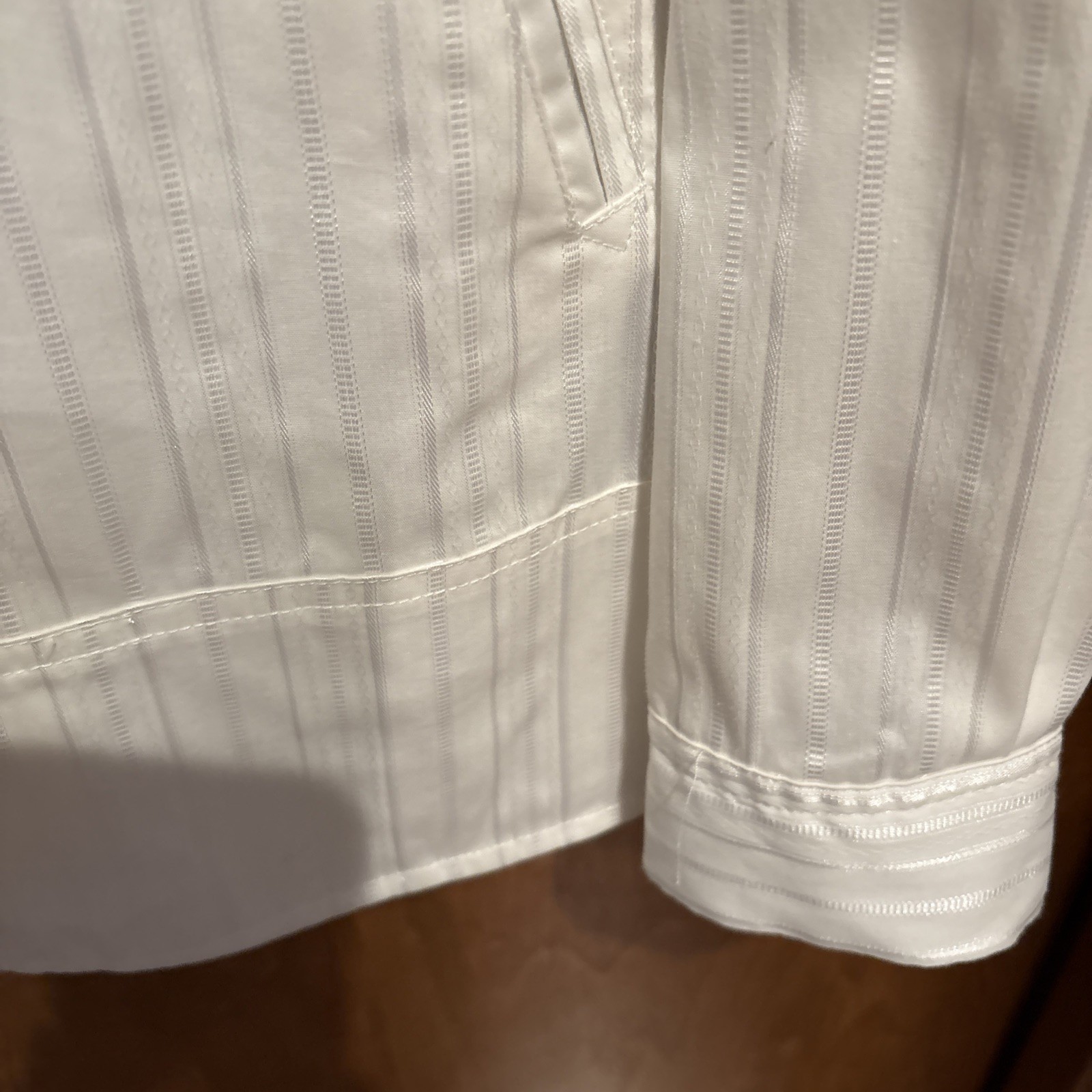 Nine West Jeans White Hazel Tunic Top w/Front Slant Pockets – MSRP $59.50