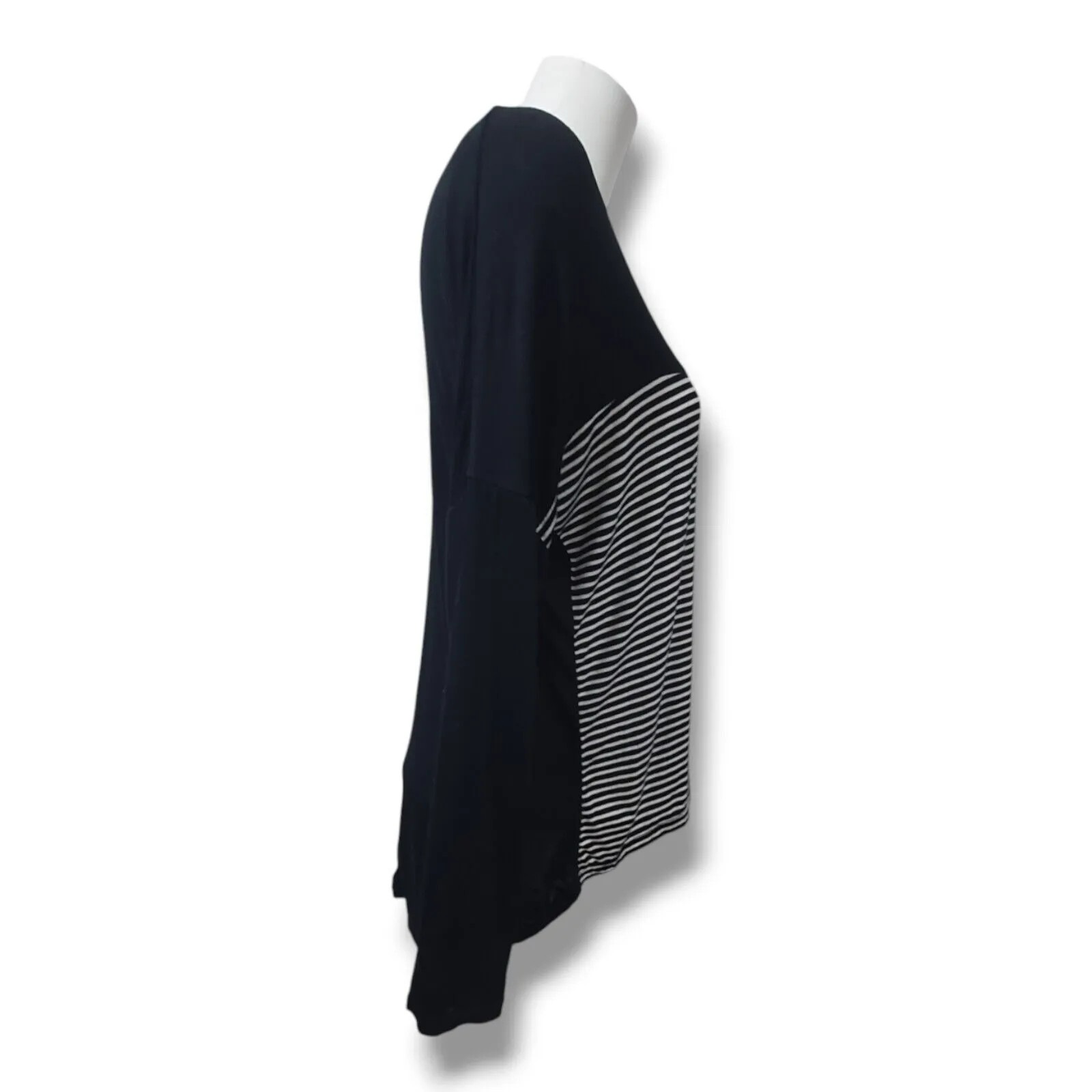 Heart Hips Rayon Spandex Black White High Low Boxy Top M