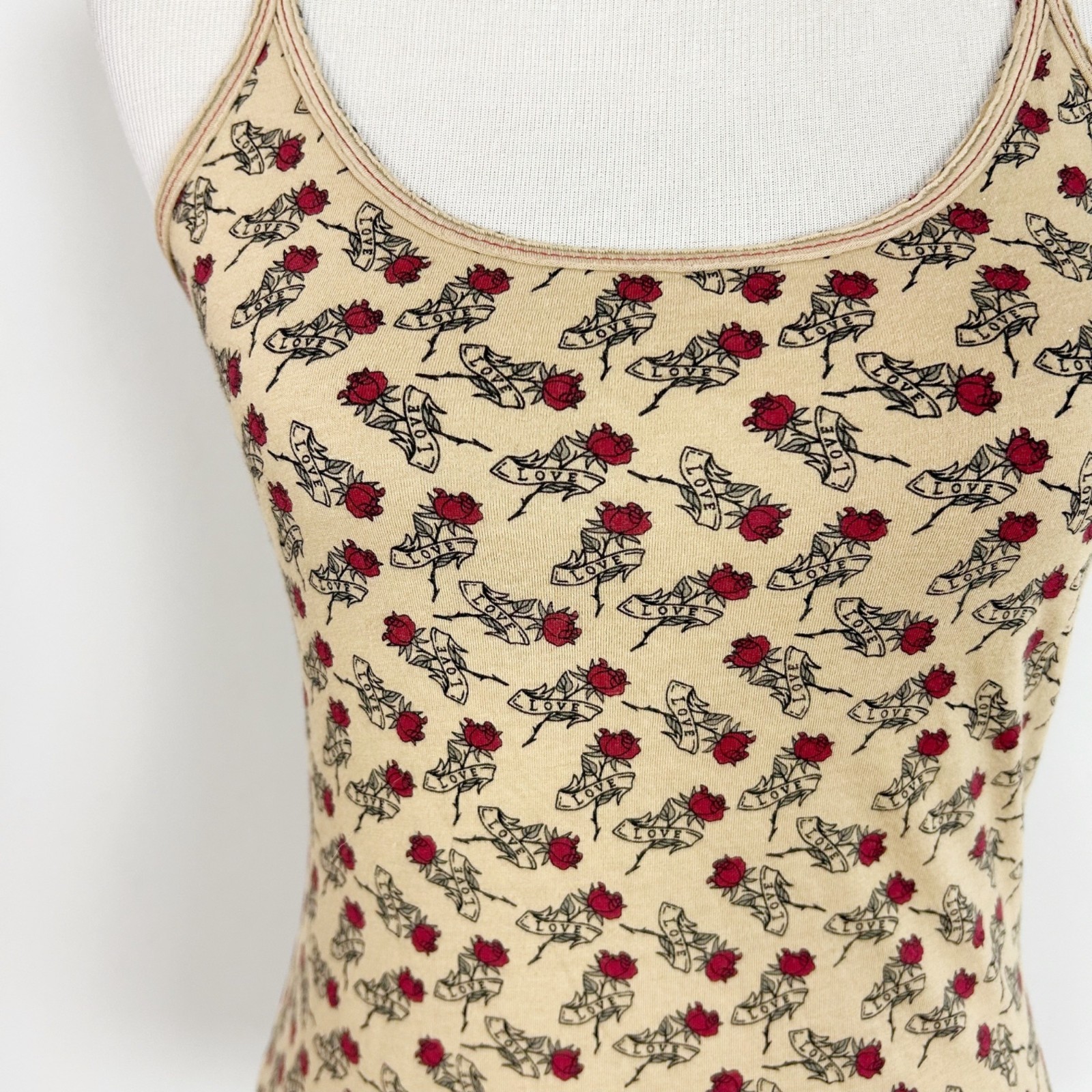 Y2K Women’s Graphic Print Cami Tank Top Love Roses Tattoo Style Size Medium