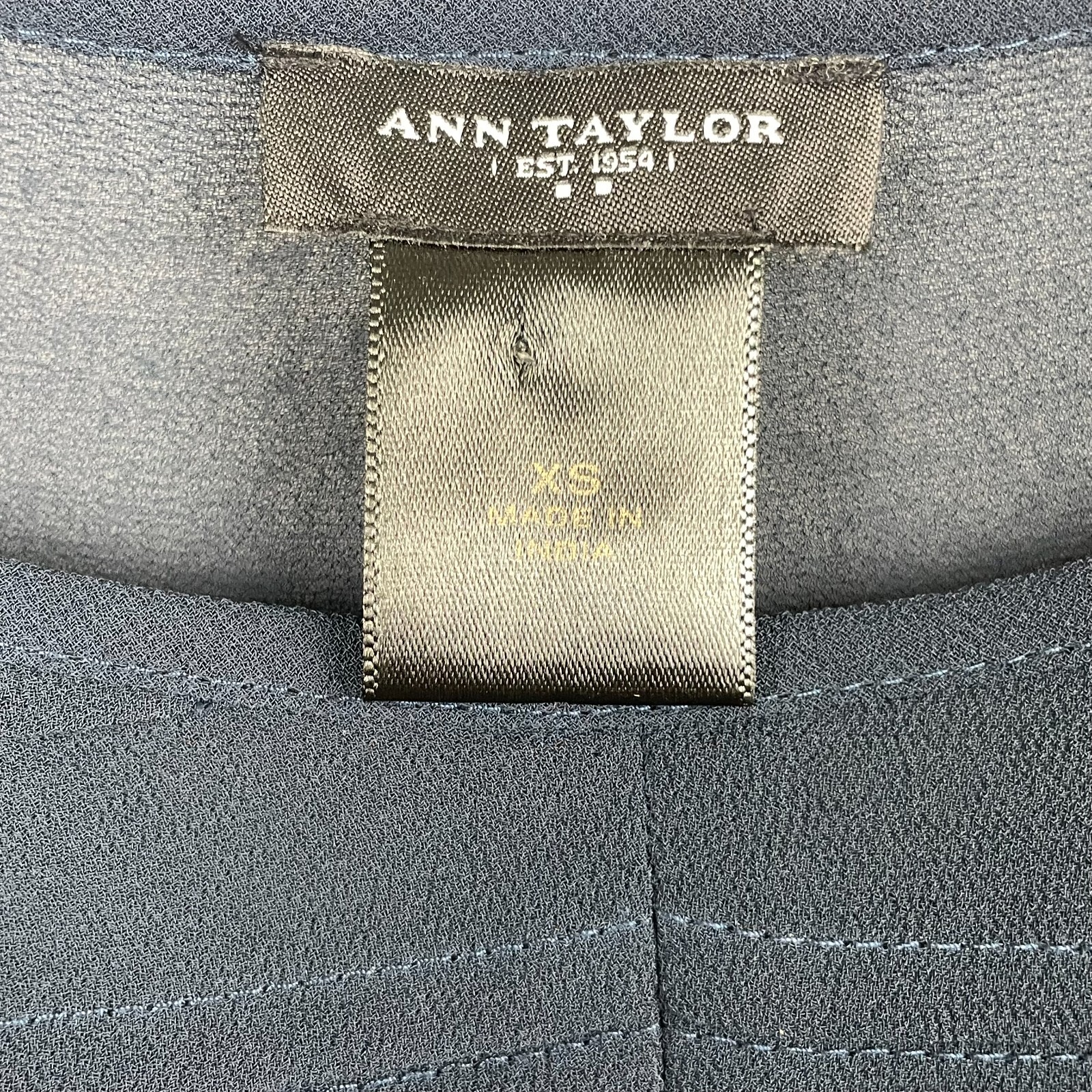 Ann Taylor Womens Navy Short Sleeve Sheer Elastic Waist Blouse Size XS