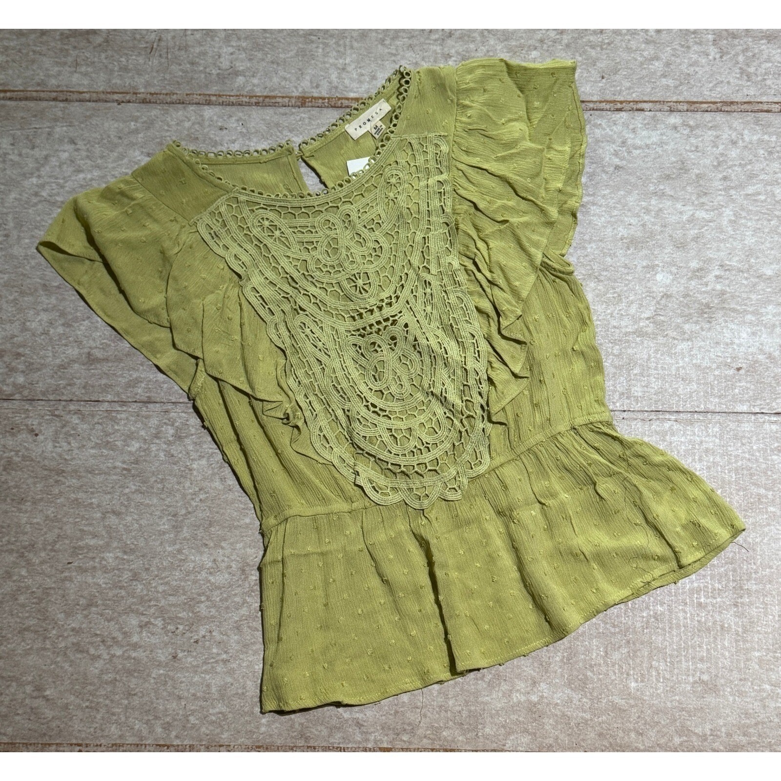 Promesa Top Med Lime Green Swiss Dot Flutter Sleeve NWT Feminine Blouse Top Lace
