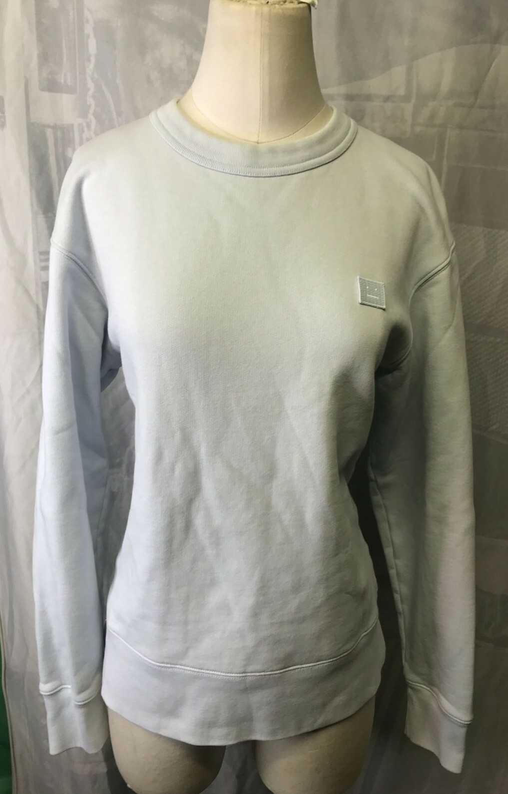 Acne Studios Women’s Long Sleeve Sky Blue Cozy Cotton Sweatshirt Size Small YX1