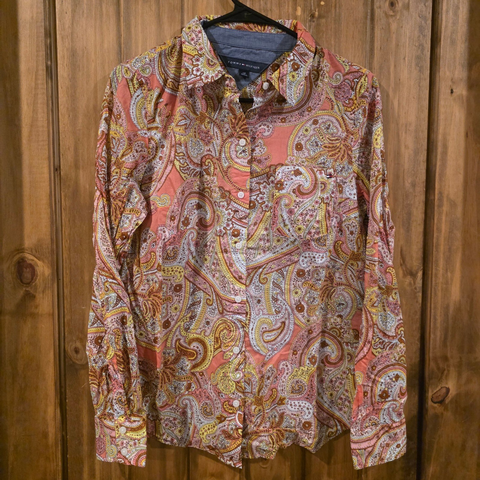 Tommy Hilfiger Button Down Womens Small Coral Paisley Excellent Long Sleeve Top