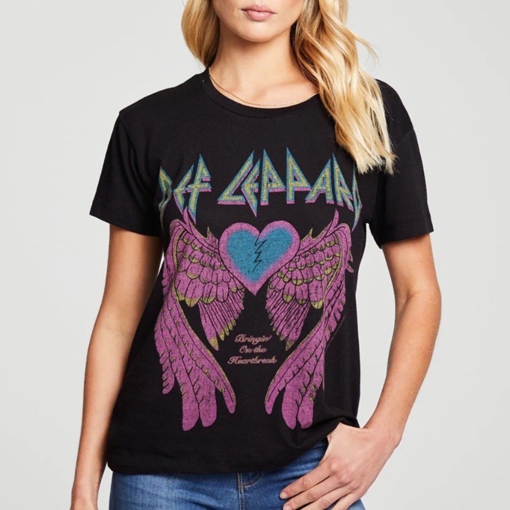 Chaser Def Leppard Grey Graphic T-Shirt Size Small