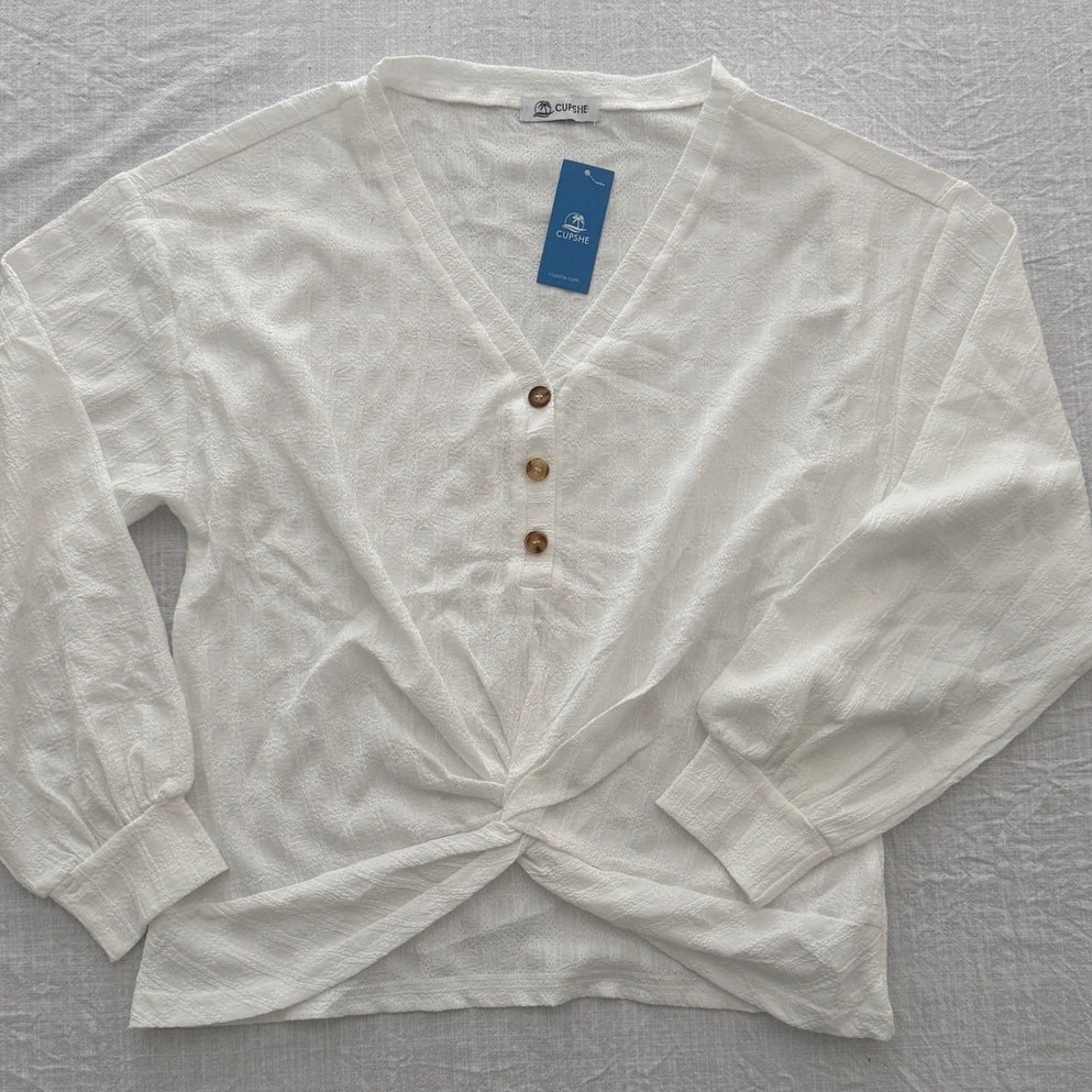 Cupshe NWT | Stay True white button long sleeved shirt top | size Medium