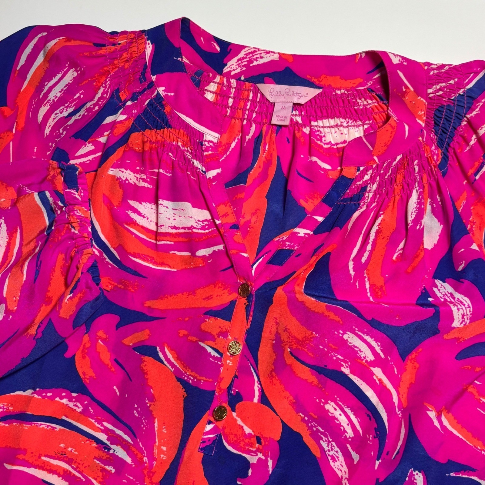 Lilly Pulitzer Elsa Silk Blouse Flamingo Print Womens M Pink Blue Smocked Top