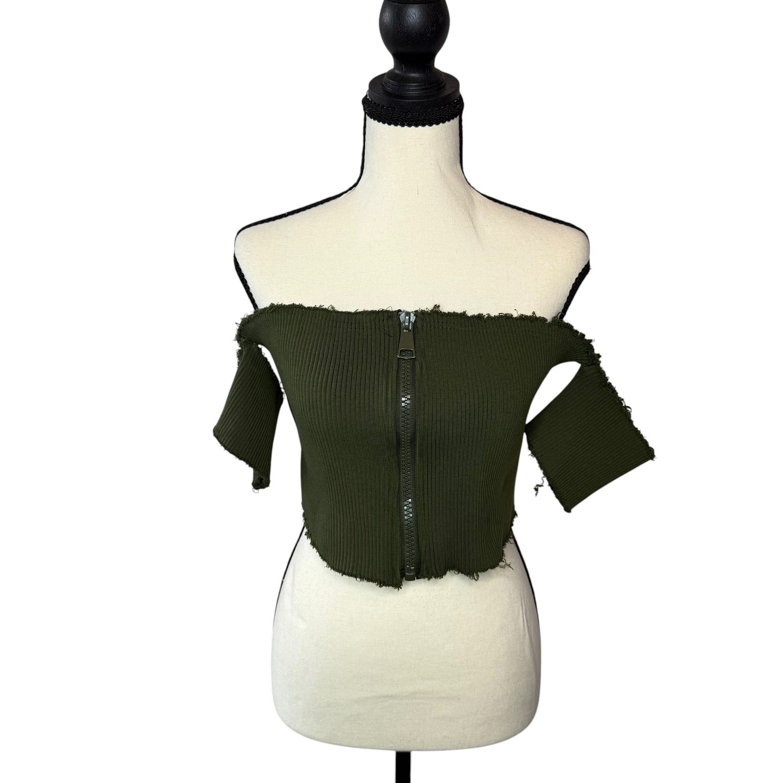 Fashion Nova Olive Green Ribbed Off Shoulder Zip Crop Top Women’s 1XL