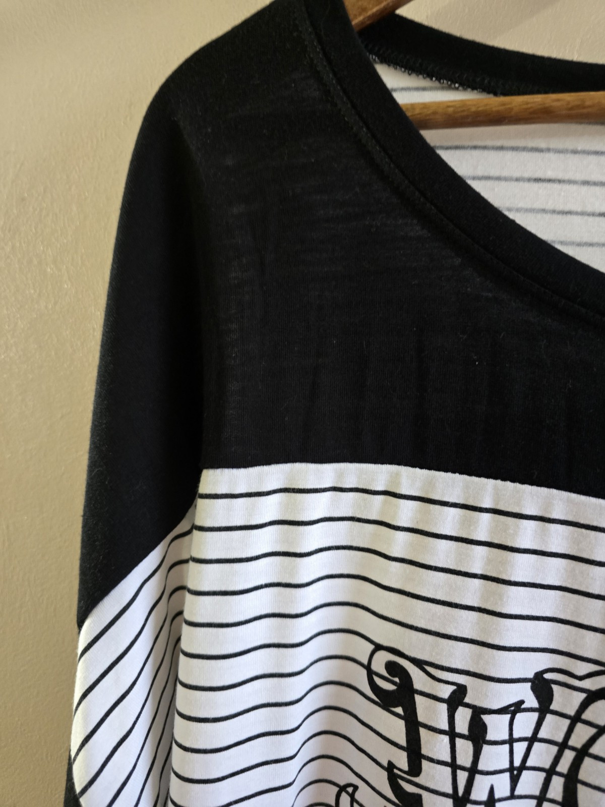 Women’s Harry Potter Sz XL Black White 3/4 Sleeve Stripes Pullover Blouse
