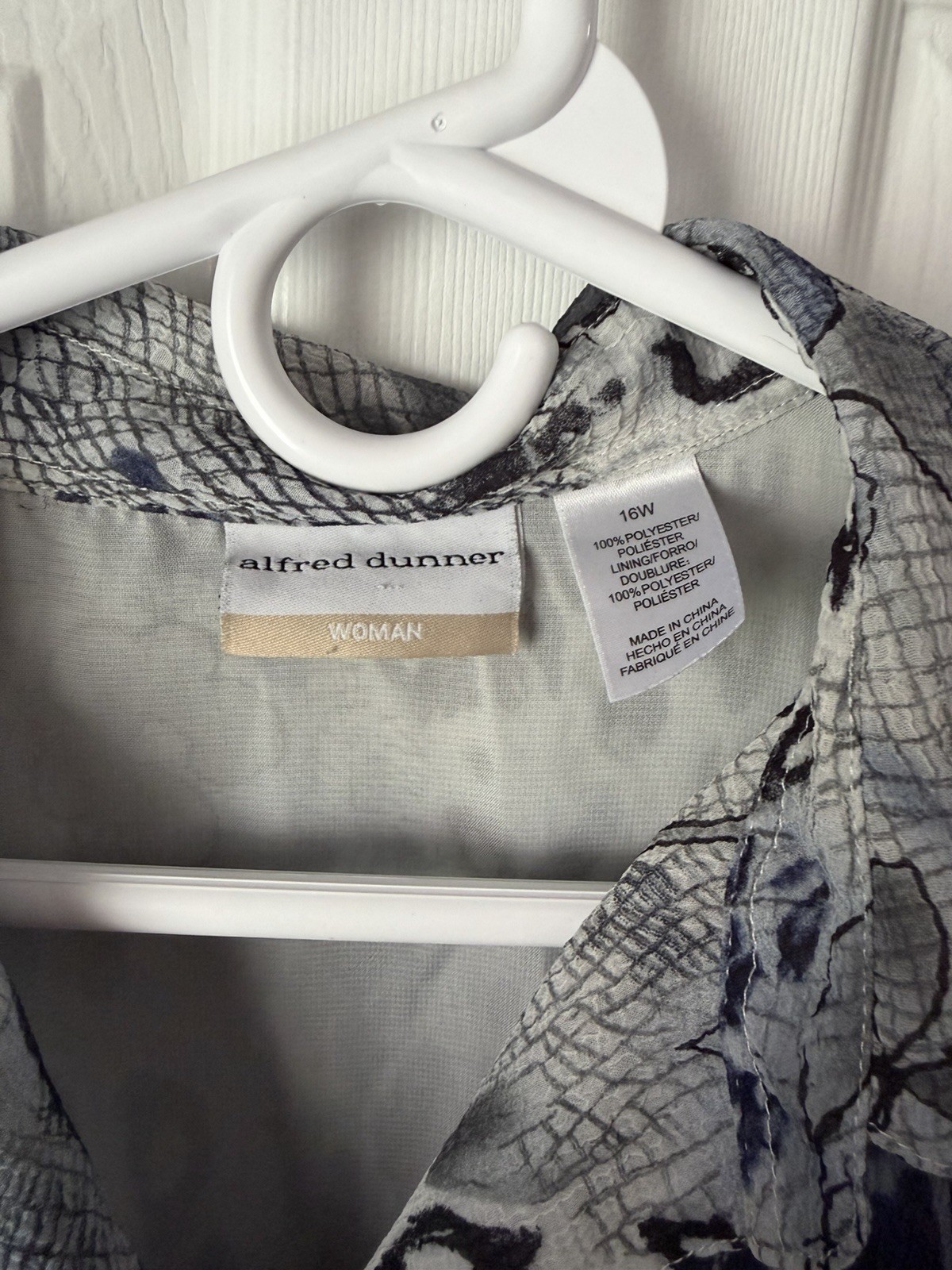 Alfred Dunner Womens 16W Gray Blue Floral Chiffon Collared Button Blouse