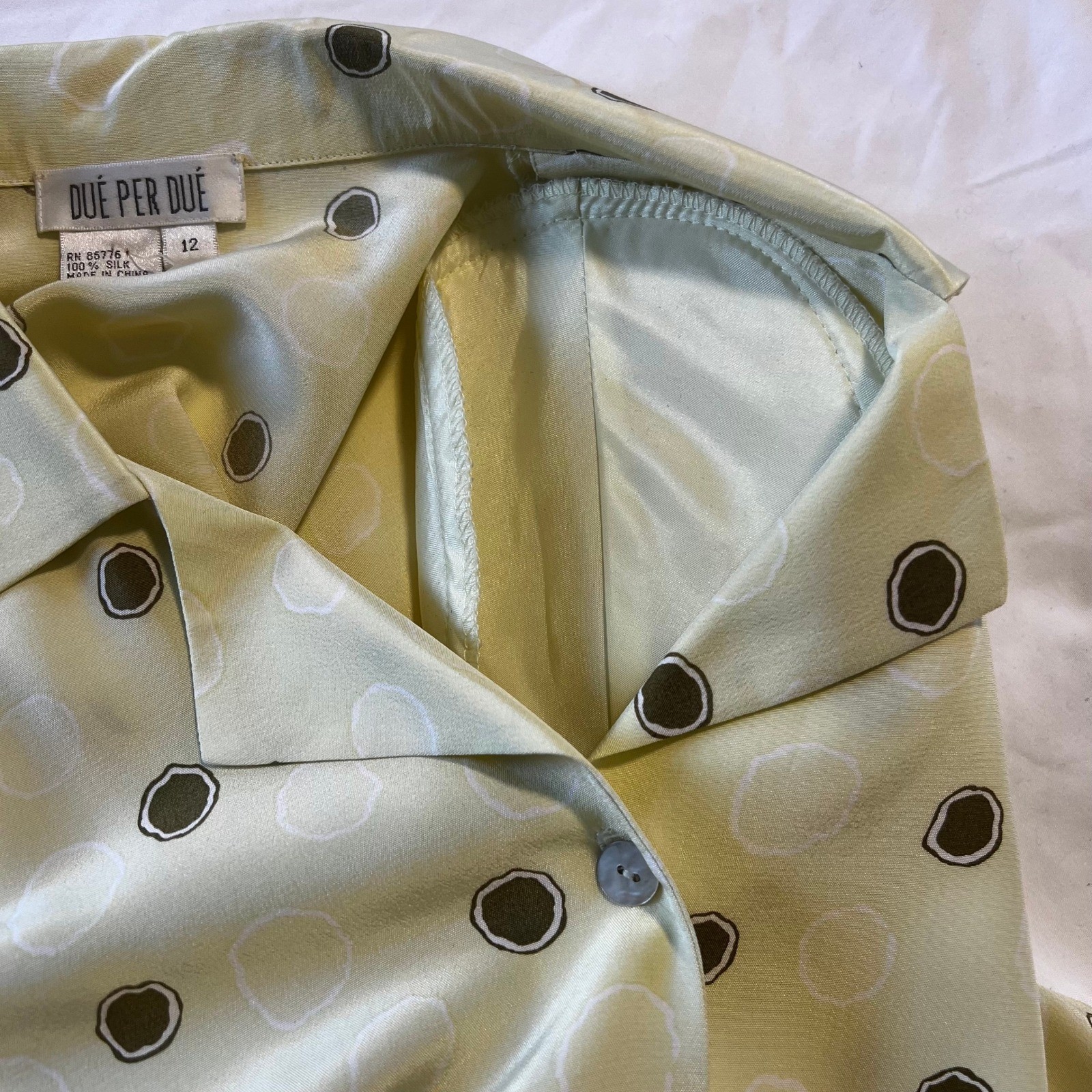 Due Per Due Silk Short Sleeve Polka Dot Blouse Yellow Brown Size 12 professional