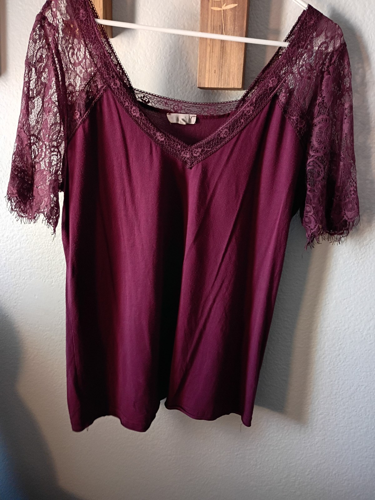 ​La Miel Lace Trim V-Neck Top Soft Grunge Romantic Feminine Size L