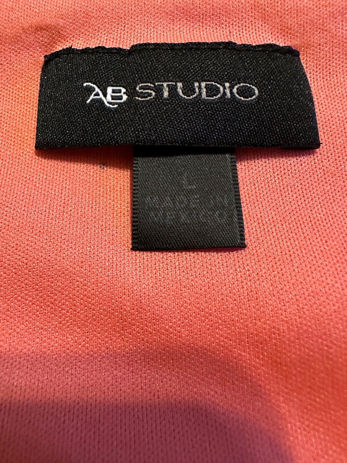 AB STUDIO Blouse Women’s Size Large Color Coral round neck sleeveless casual