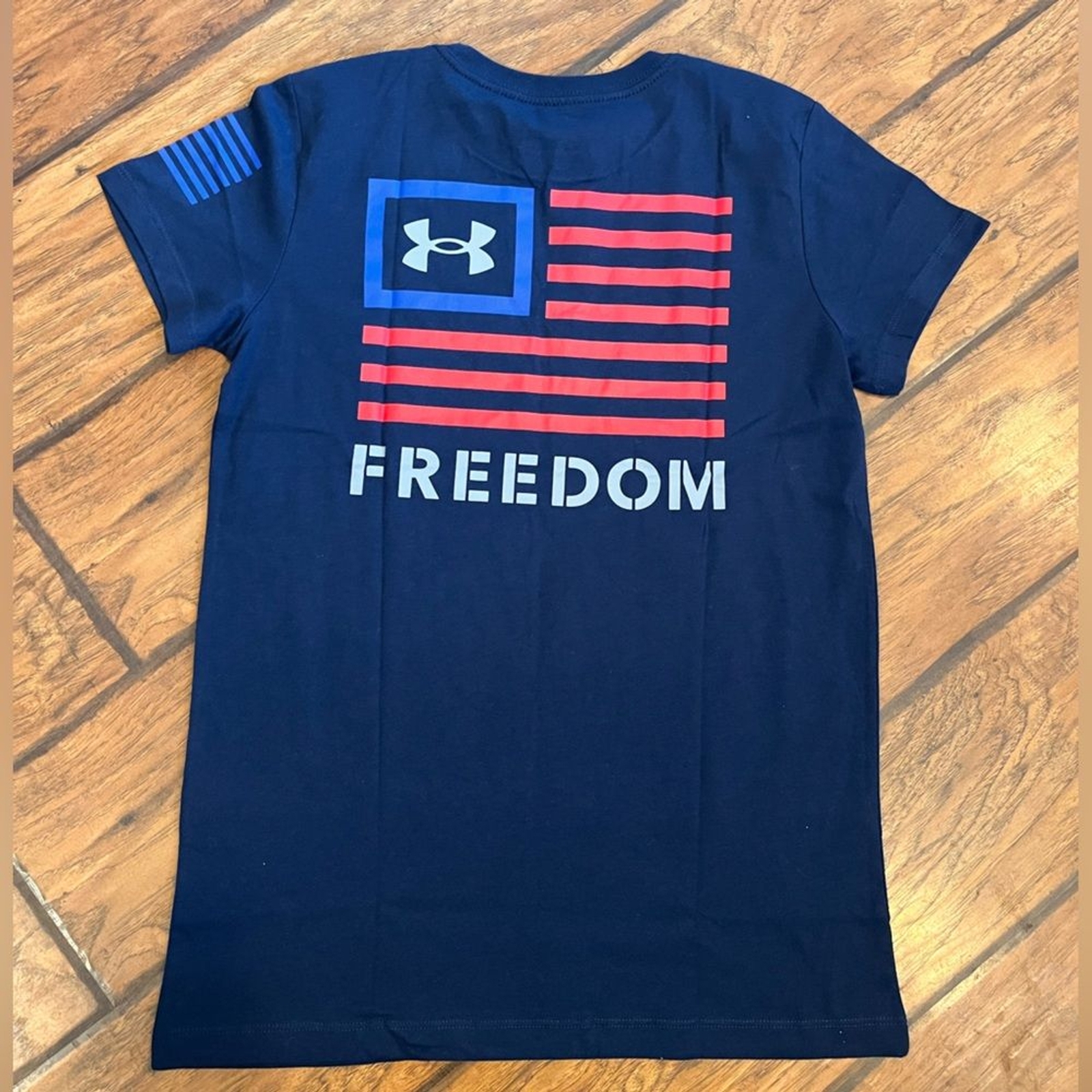 Under Armour tee womens XS Freedom USA flag blue patriotic shirt July 4th NWT